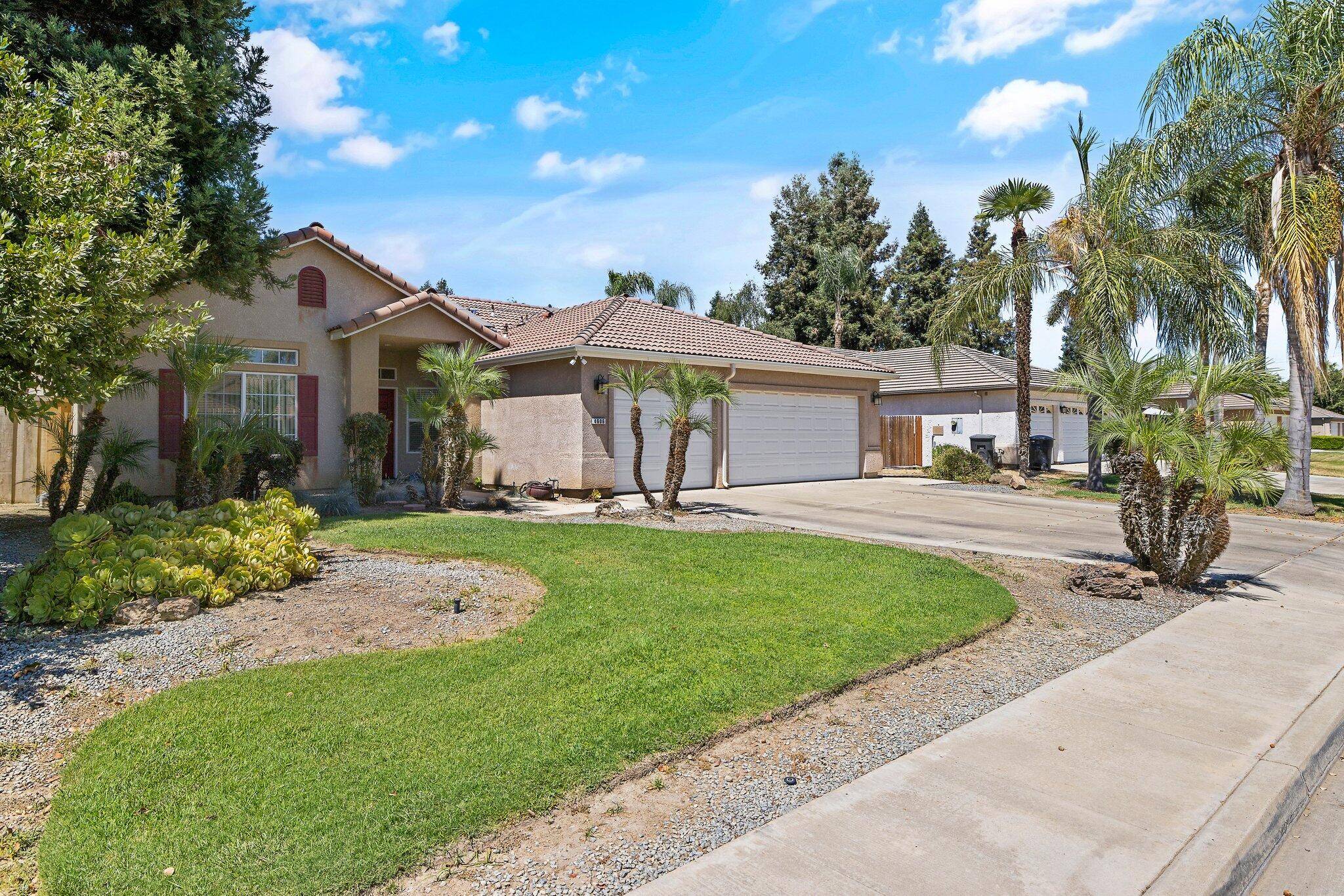 Visalia, CA 93277,4606 W Country Court