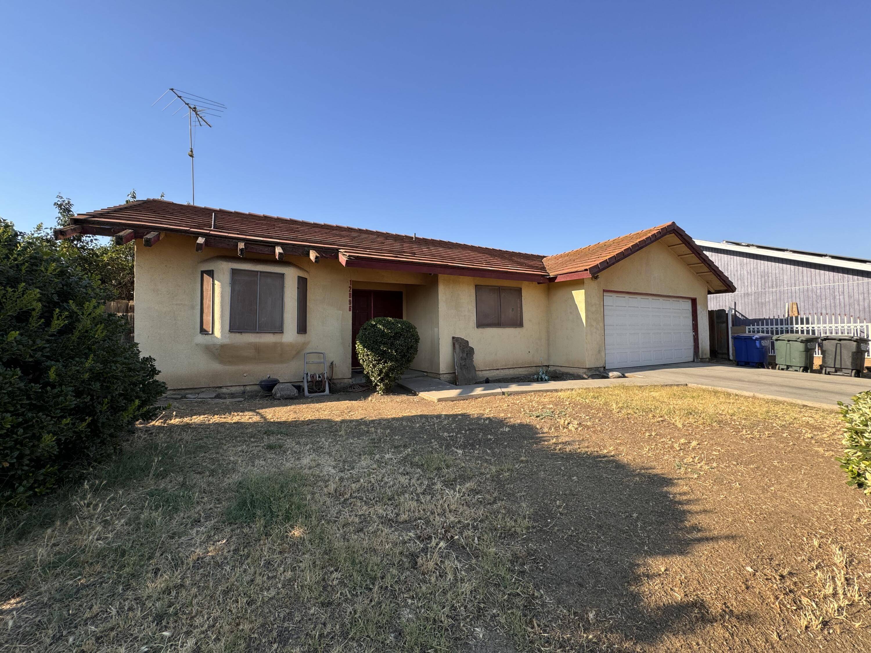 Orosi, CA 93647,12896 Tactacan Avenue