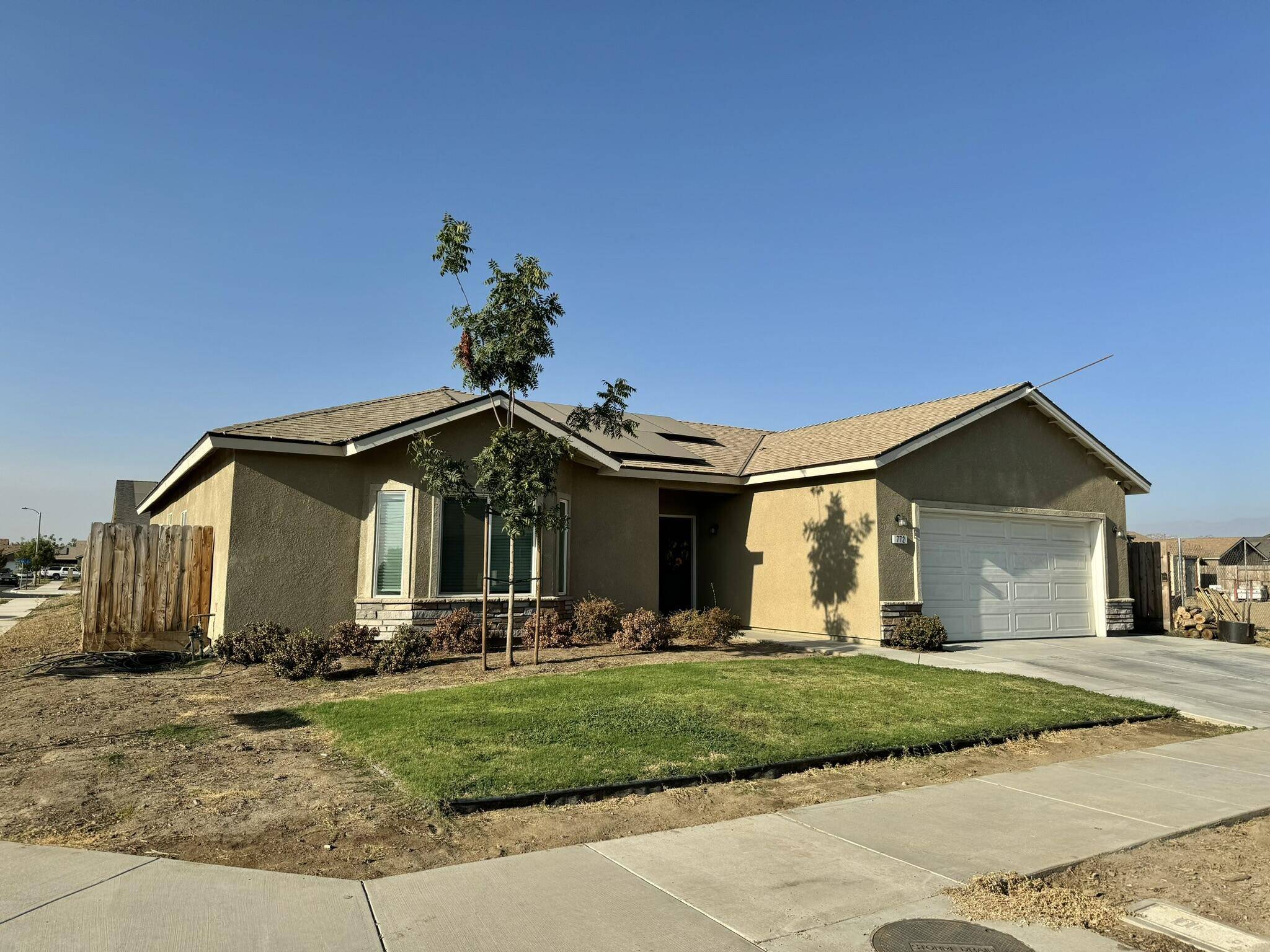 Porterville, CA 93257,772 W Pin Oak Avenue