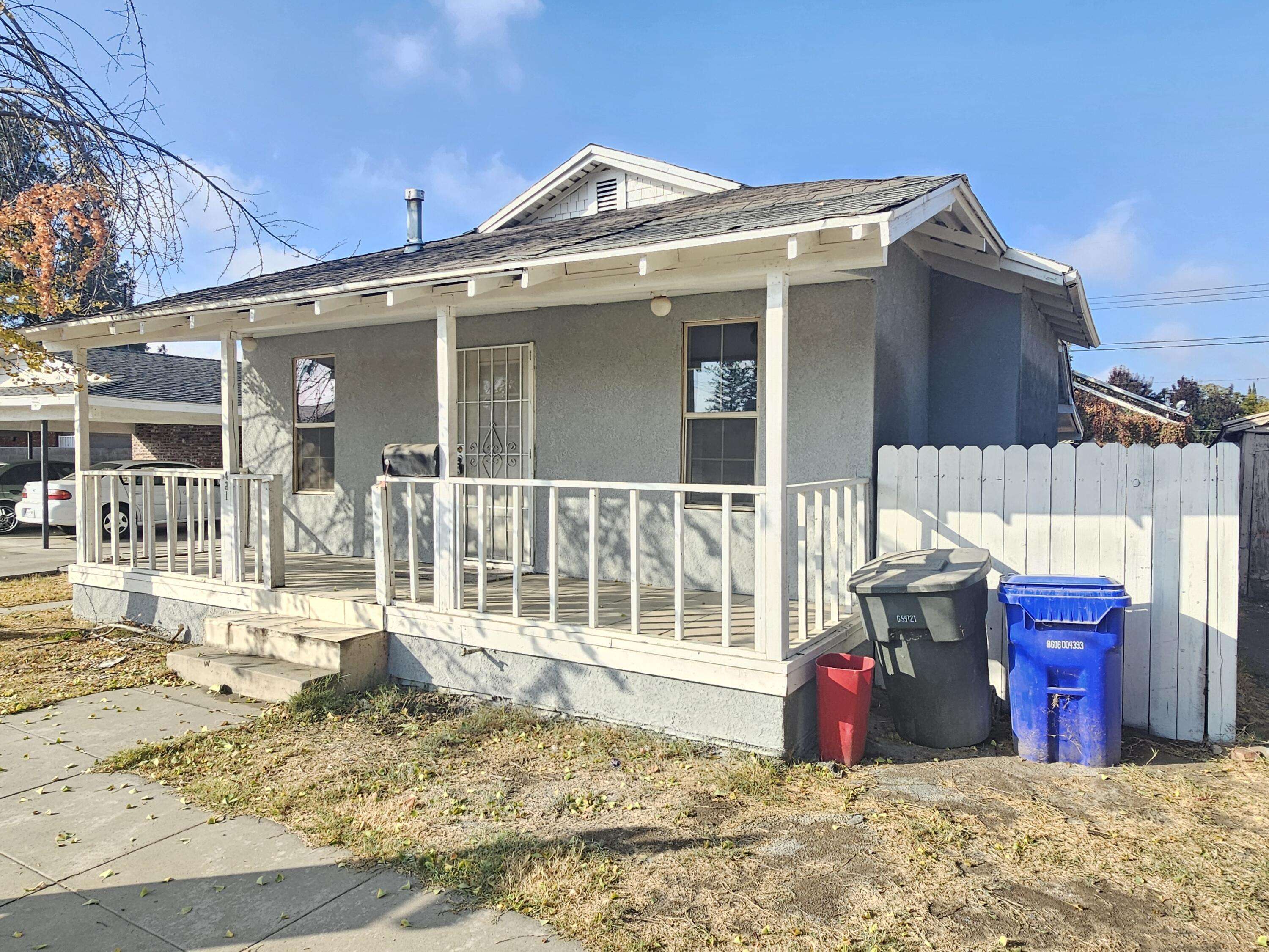 Porterville, CA 93257,431 N 3rd Street