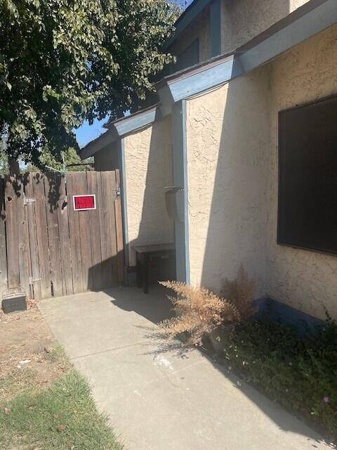 Visalia, CA 93292,1219 E Ferguson Avenue