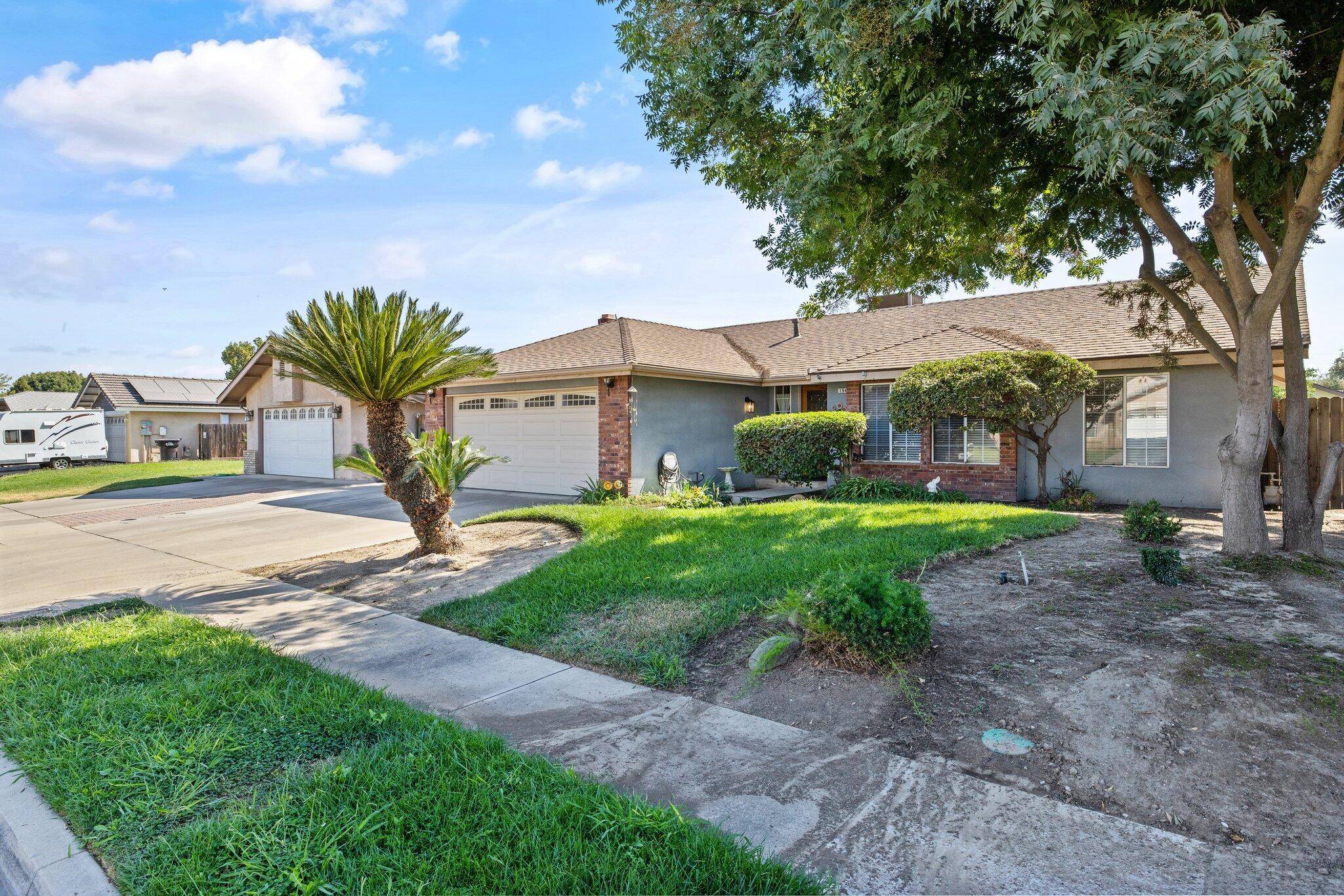 Tulare, CA 93274,1943 E Sandalwood Avenue