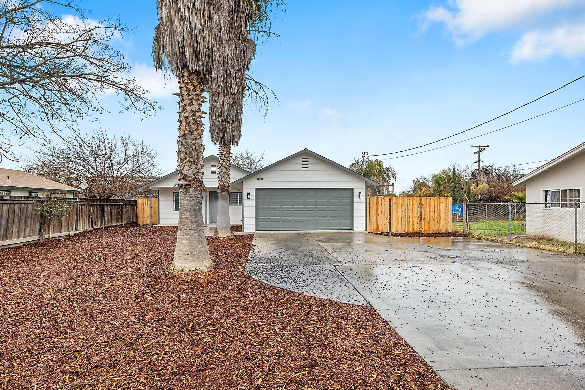 Corcoran, CA 93212,2204 North Avenue