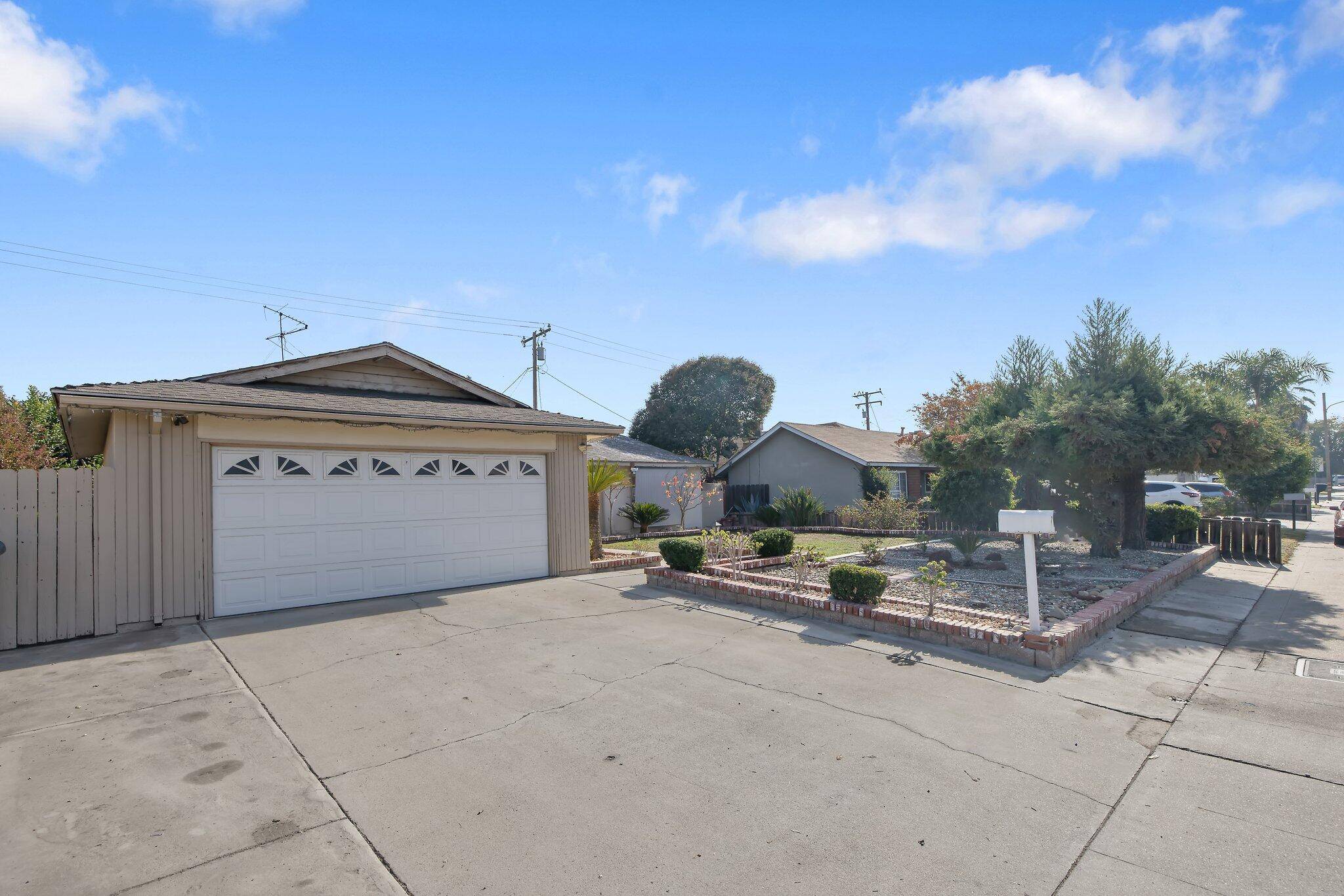 Visalia, CA 93277,1020 S Demaree Street