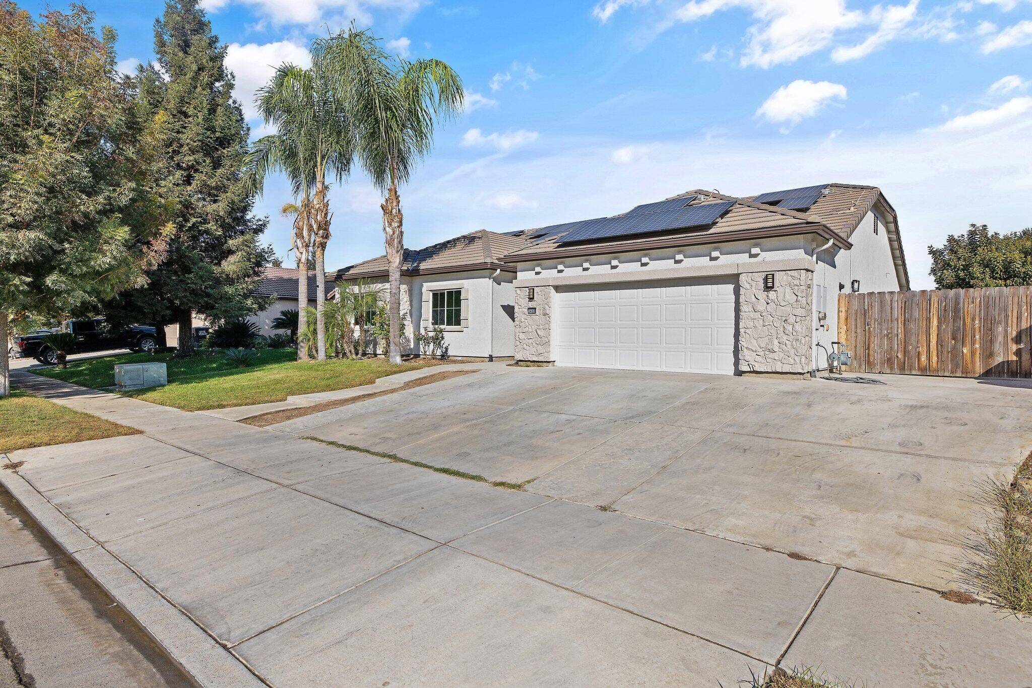 Visalia, CA 93291,2432 W Tyler Avenue