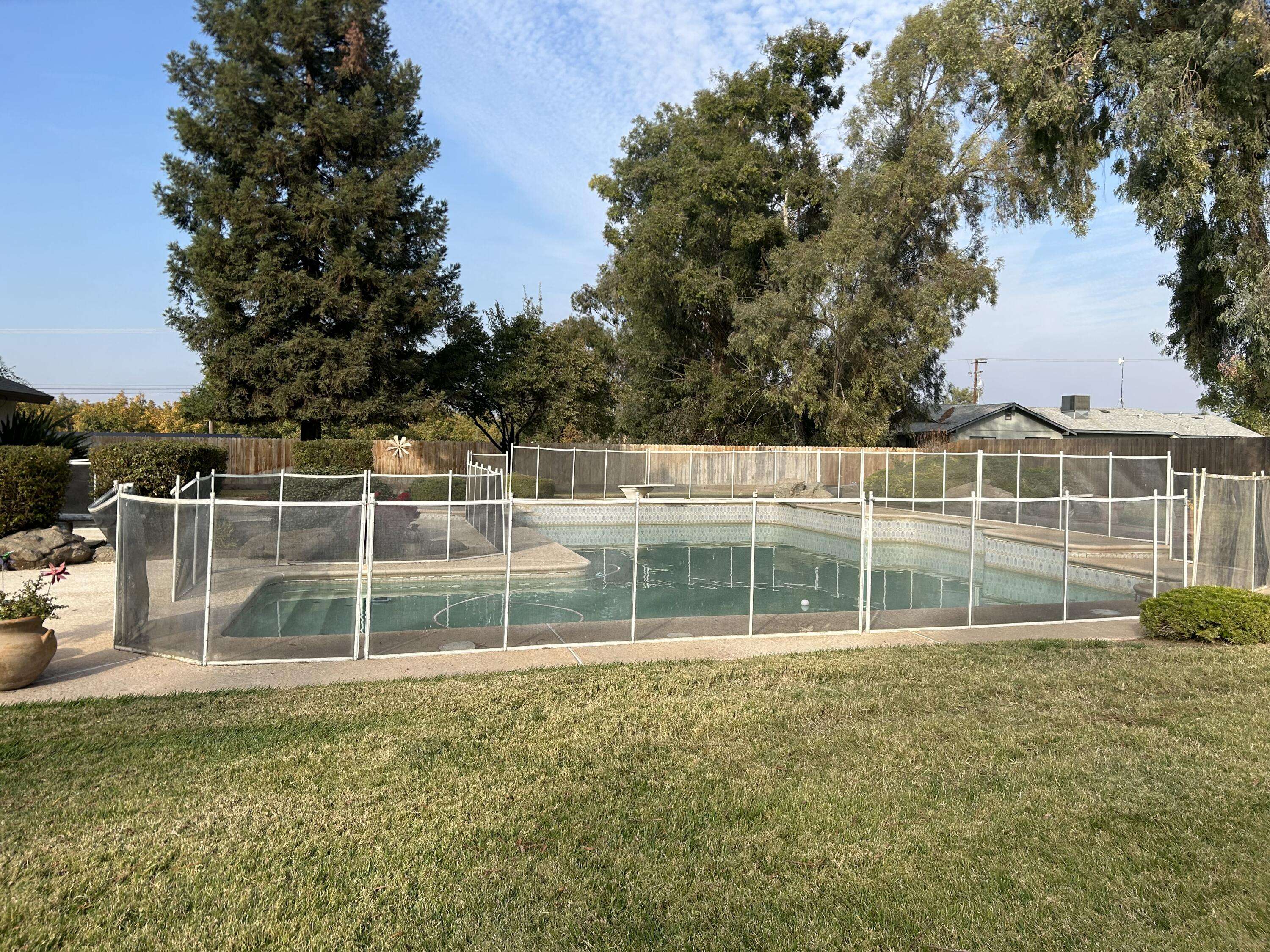 Visalia, CA 93292,32762 Ray Court