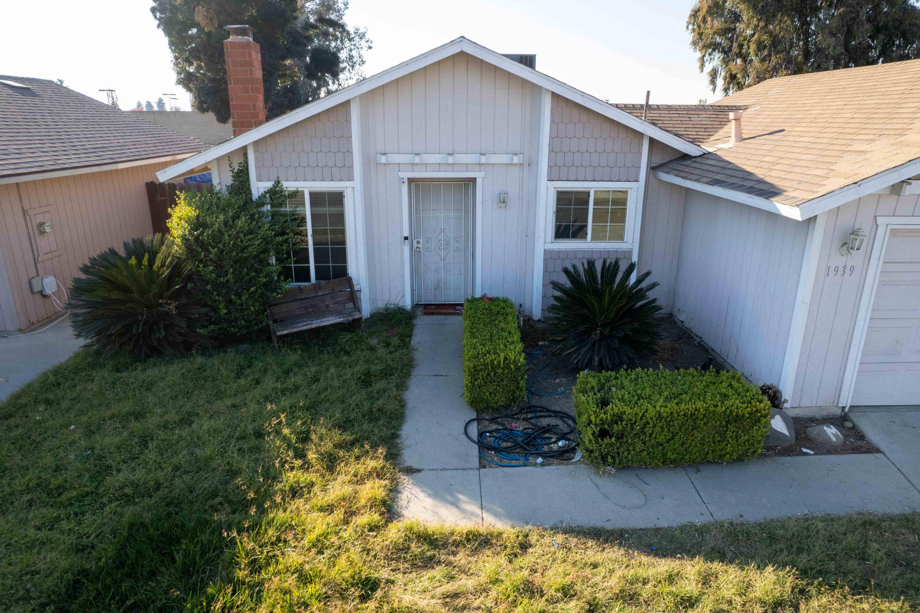 Tulare, CA 93274,1939 S Laguna Street