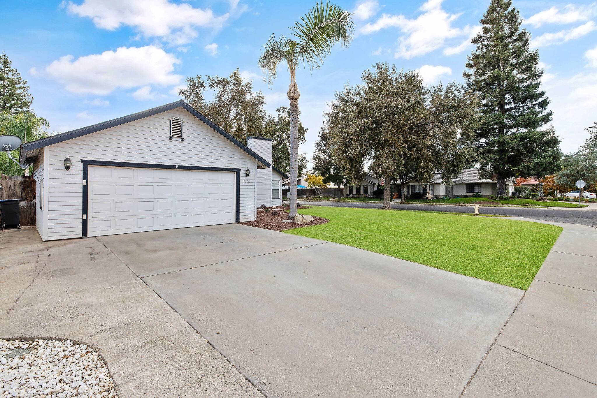 Visalia, CA 93292,2505 E Four Creeks Court