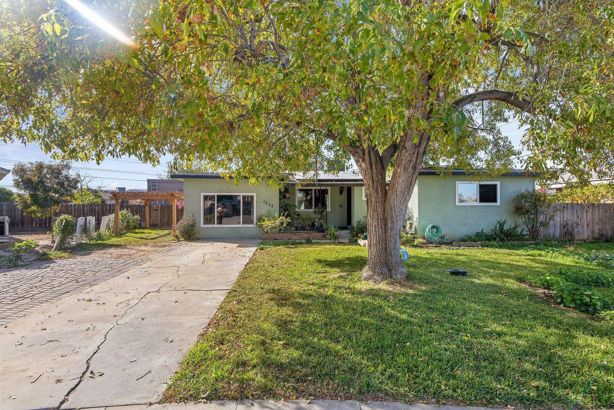 Tulare, CA 93274,1533 Etna Drive