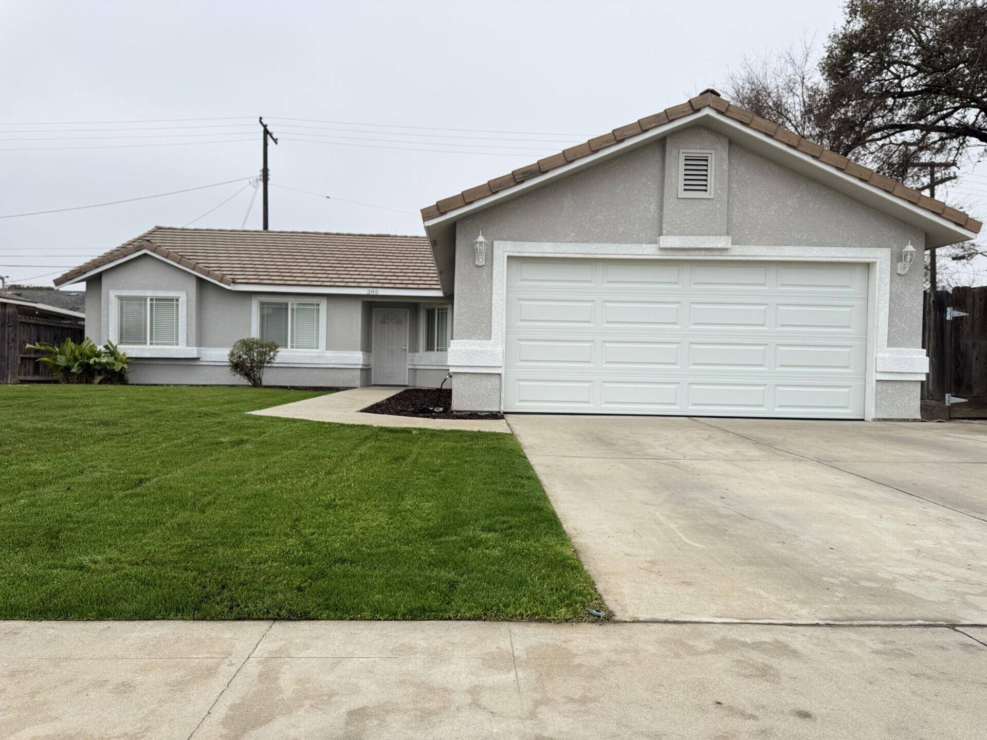 Tulare, CA 93274,385 N Lane Street