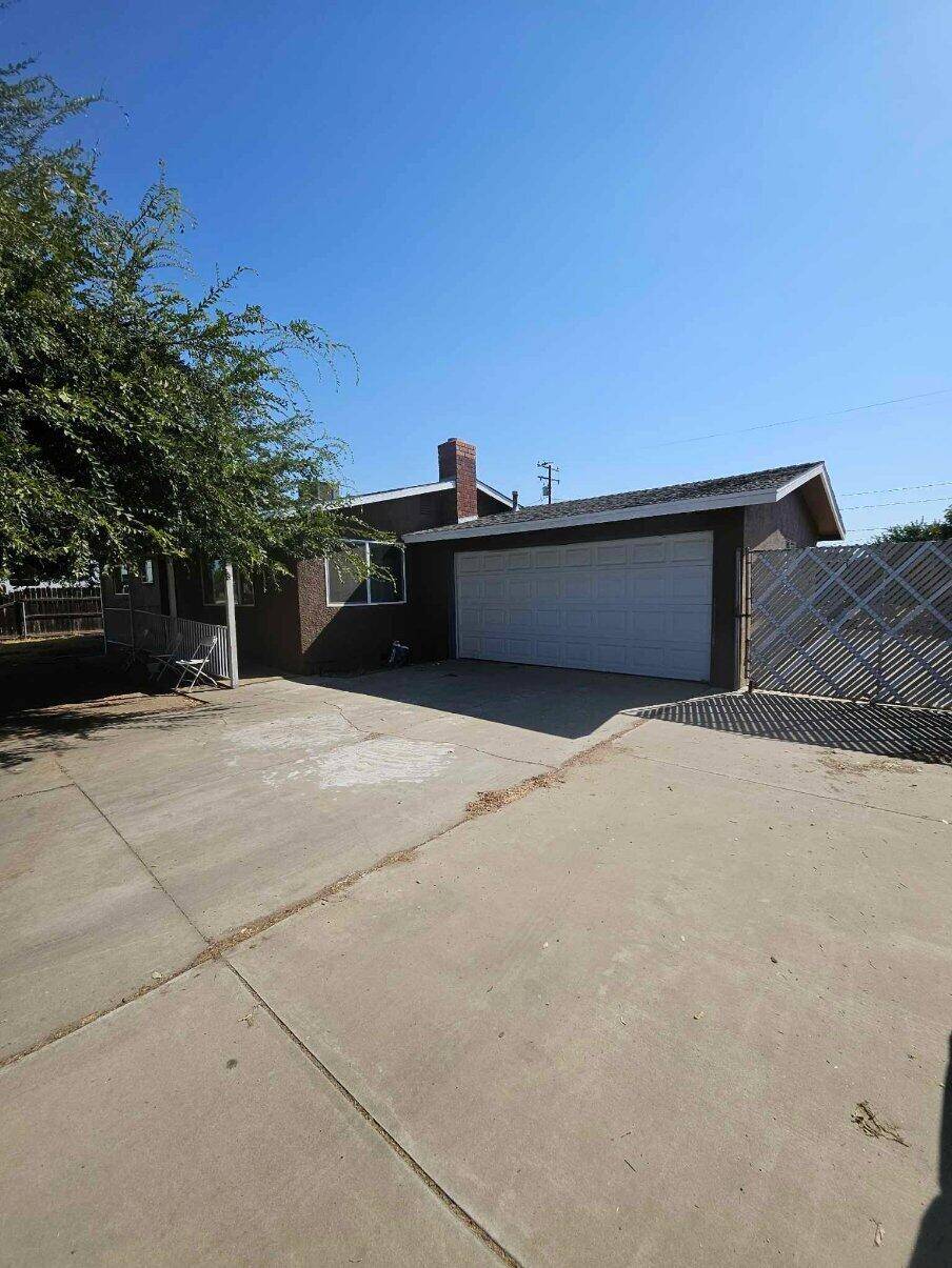 Porterville, CA 93257,1318 Lowery Street