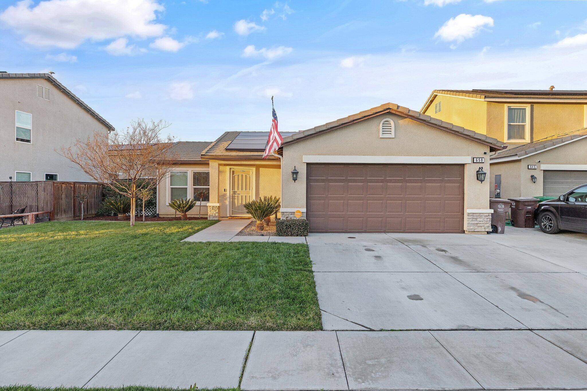 Sanger, CA 93657,658 Rebeca Avenue