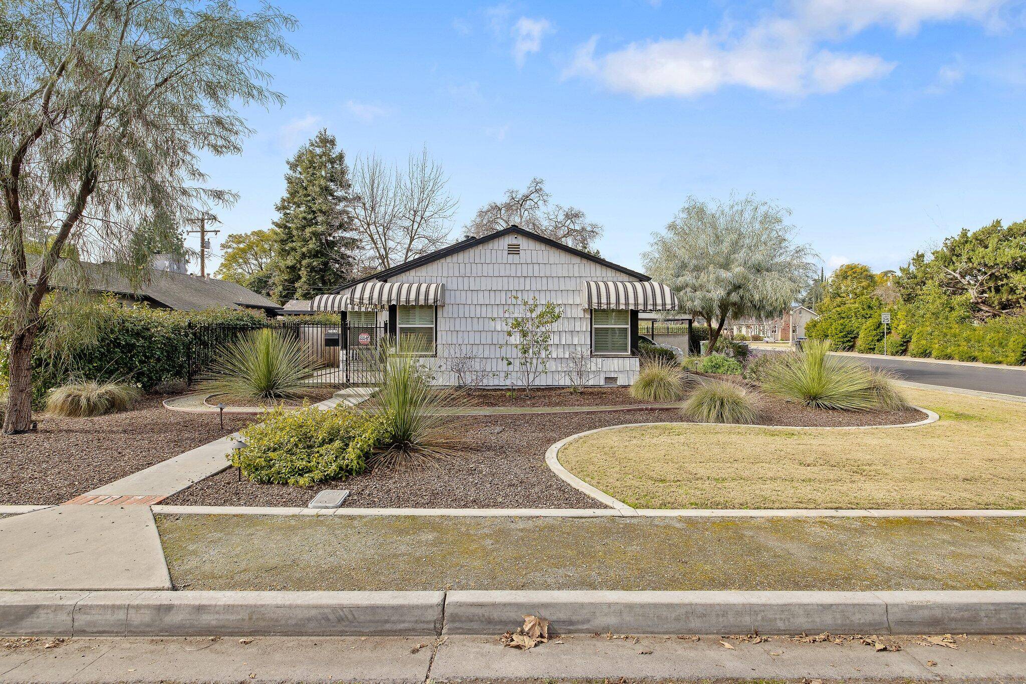 Visalia, CA 93277,701 S Divisadero Street