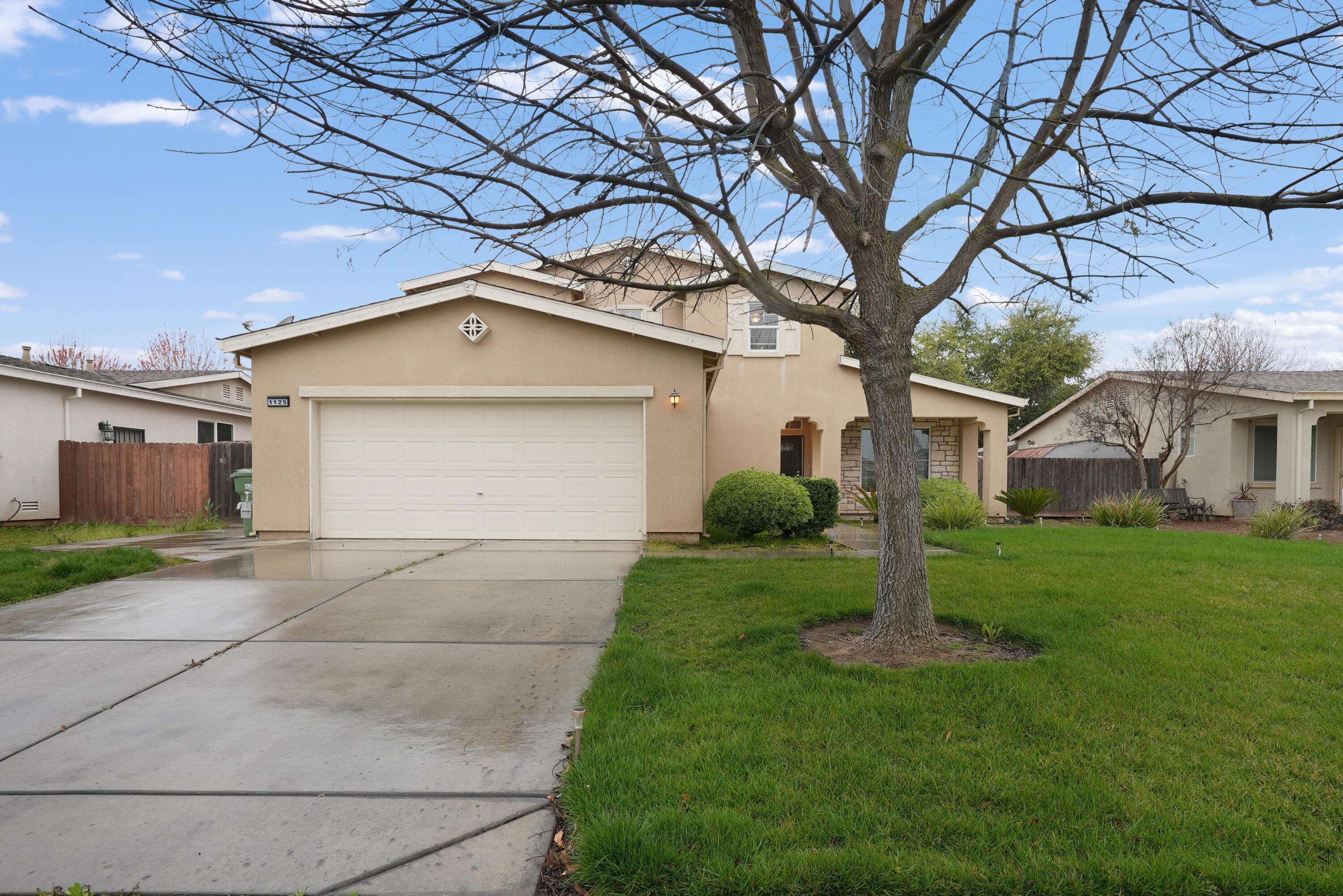 Dinuba, CA 93618,1125 Elder Ave Avenue