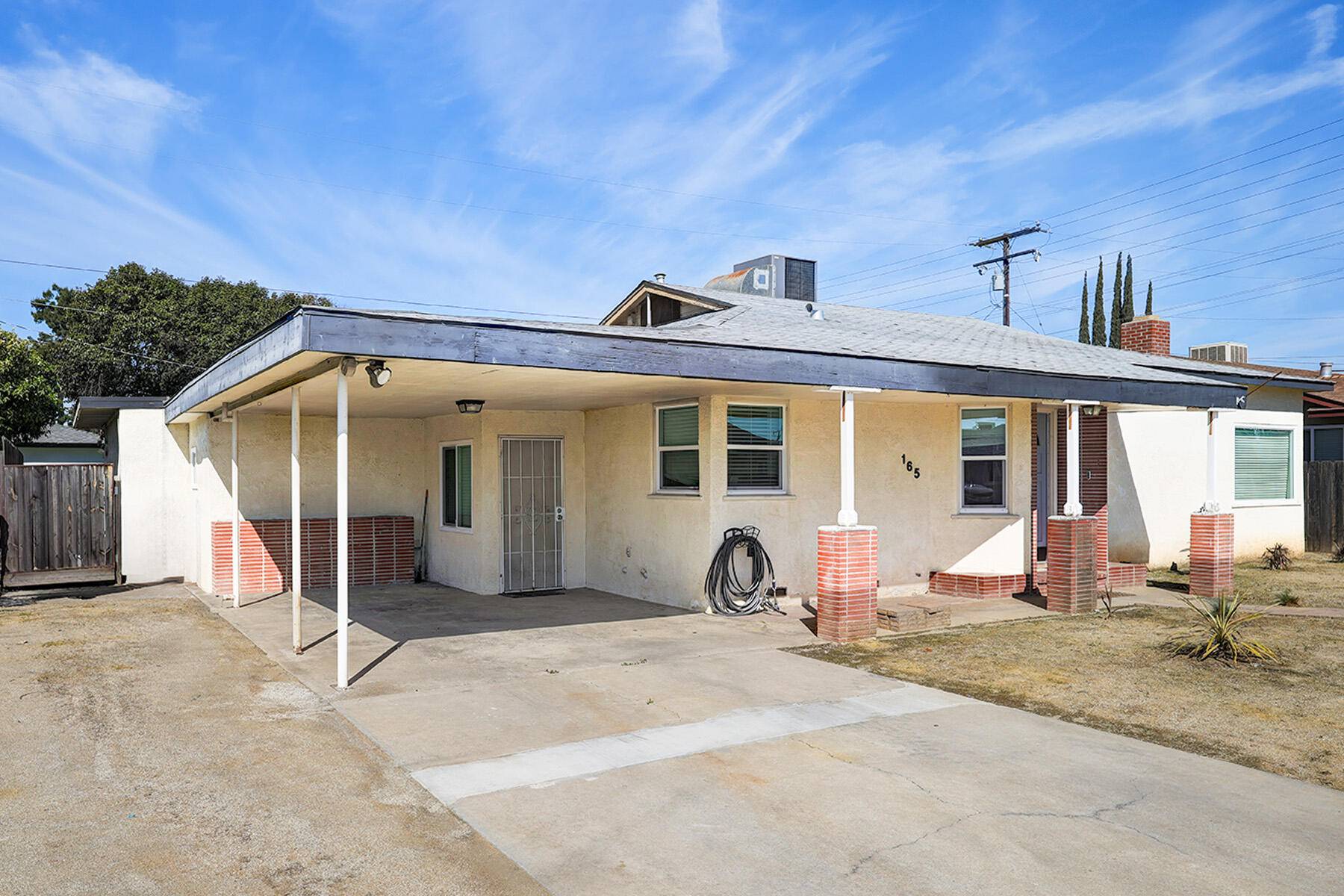 Tulare, CA 93274,165 N Stanley Drive
