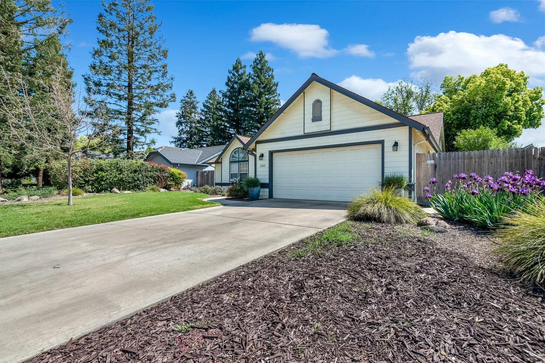 Visalia, CA 93277,3313 W Orchard Avenue