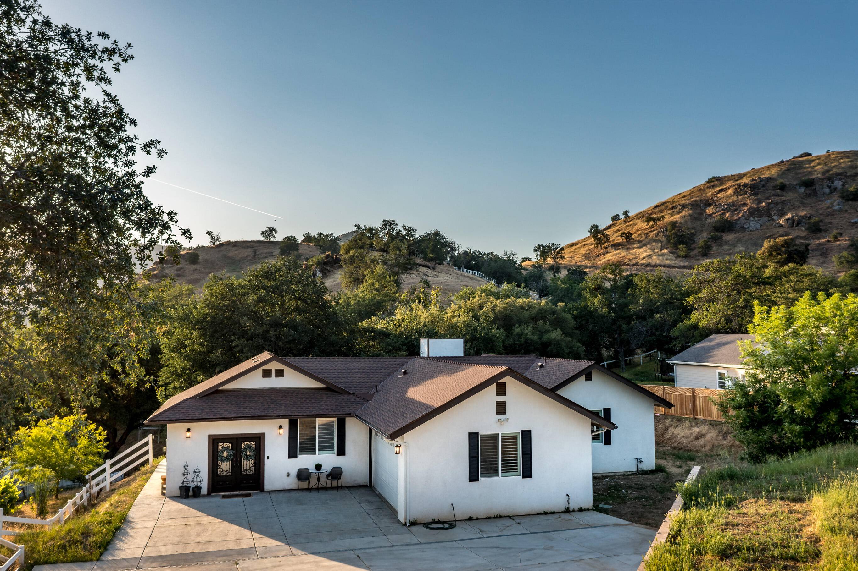 Three Rivers, CA 93271,41937 Black Oak Drive