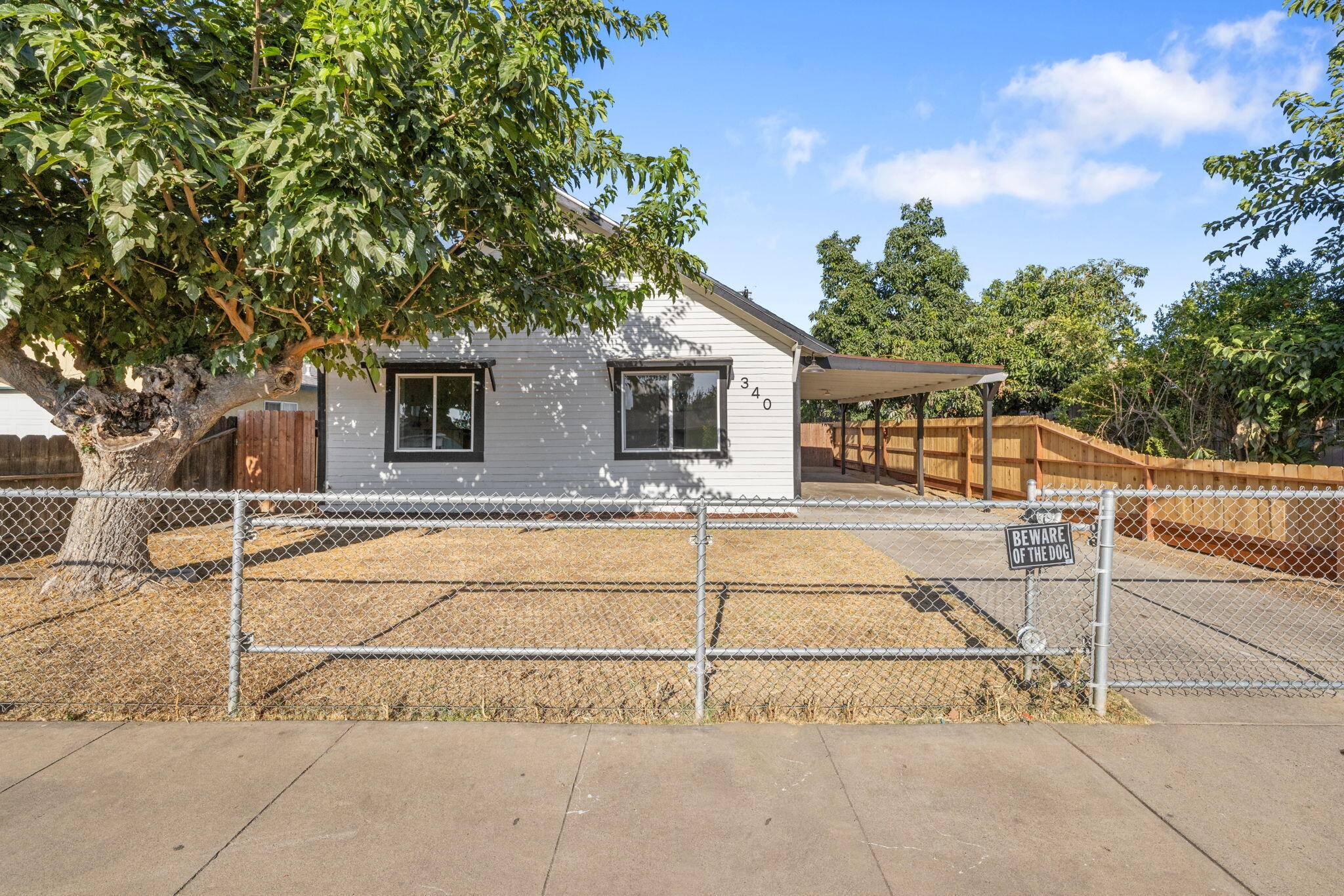 Farmersville, CA 93223,340 N Linnell Avenue