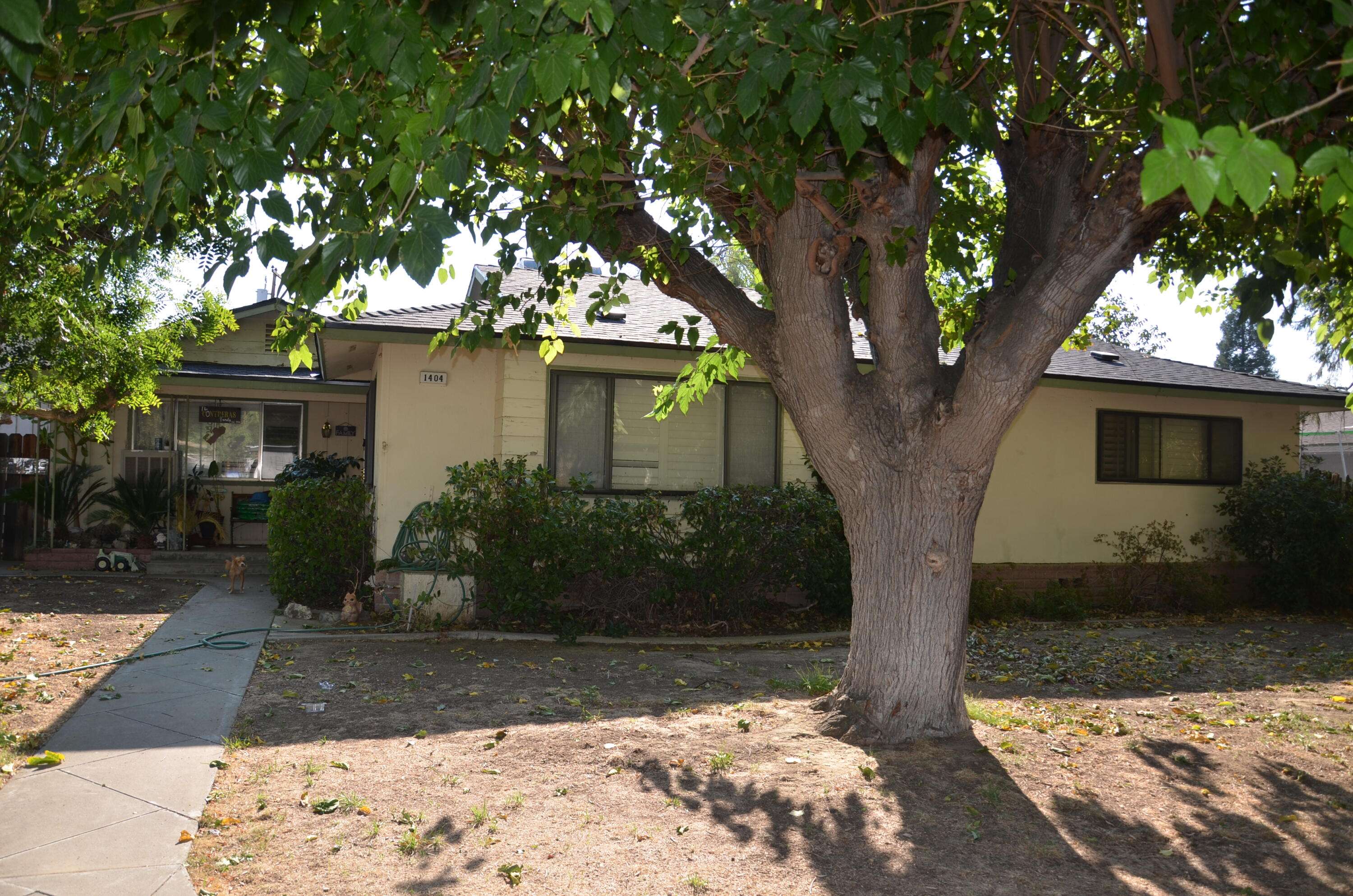 Coalinga, CA 93210,1404 Nevada Street