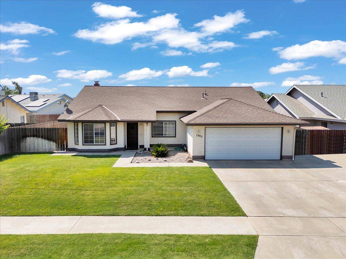 Lemoore, CA 93245,1395 Pine Drive