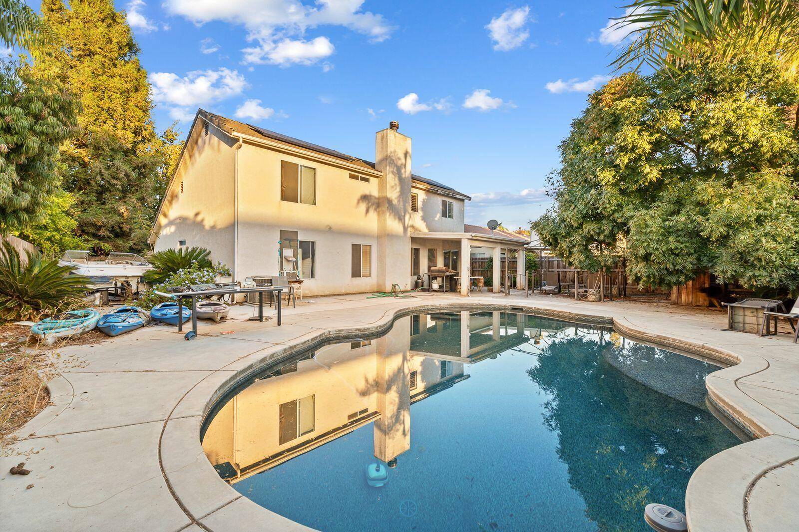 Fresno, CA 93722,5575 N Cleo Avenue