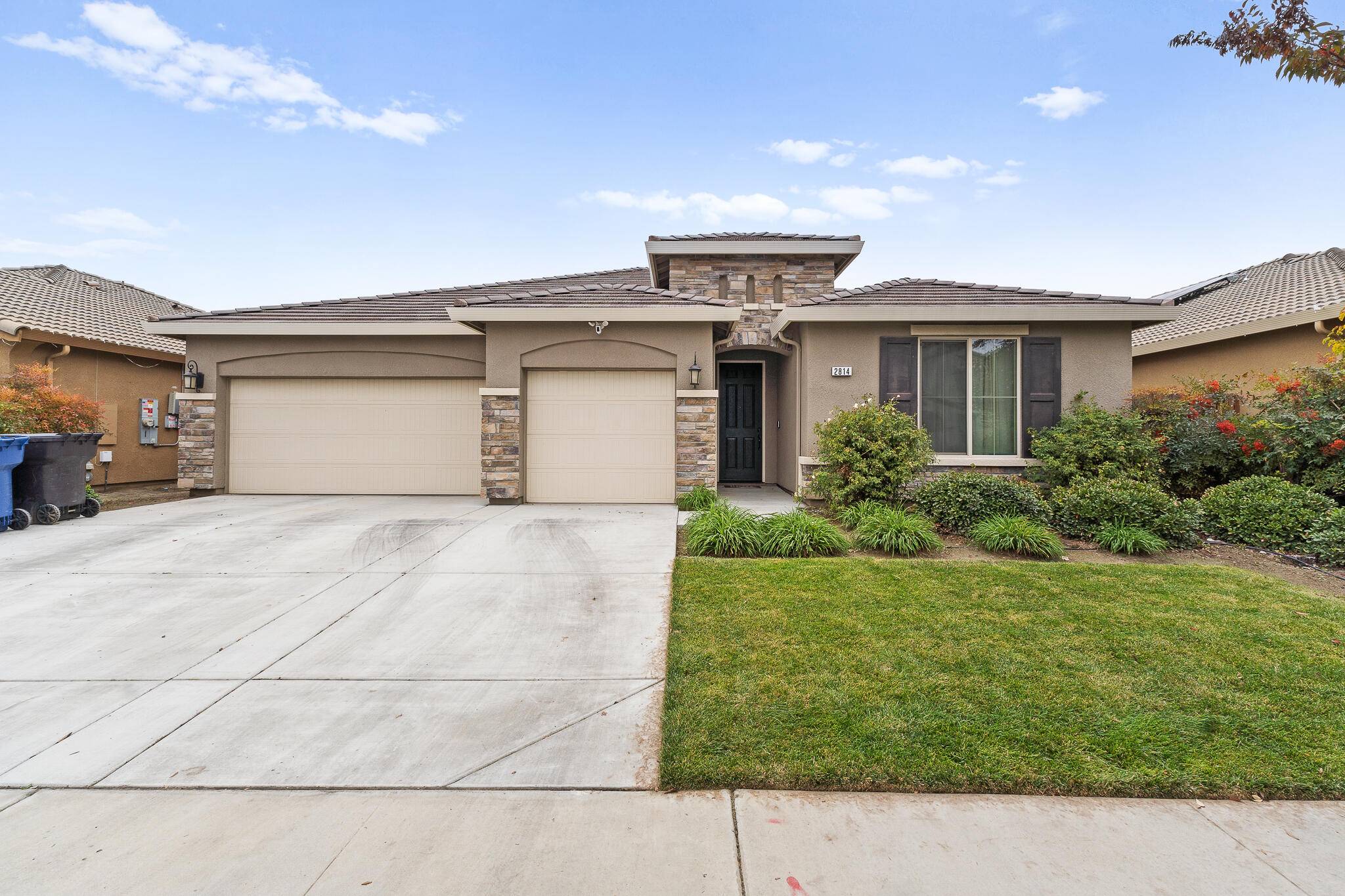 Tulare, CA 93274,2814 Harbor Island Avenue