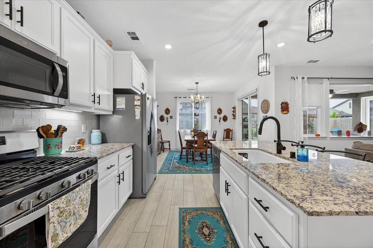 Visalia, CA 93292,2241 E Monte Verde Court