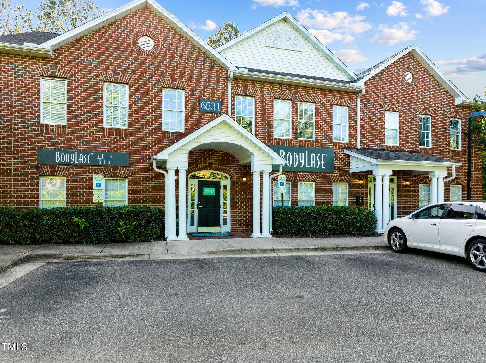 Raleigh, NC 27613,6531 Creedmoor Road #204