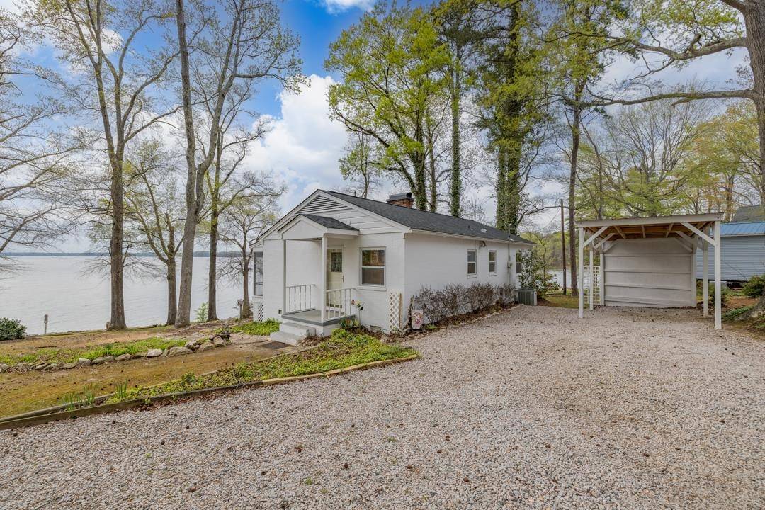 Clarksville, VA 23927,103 Fox Road