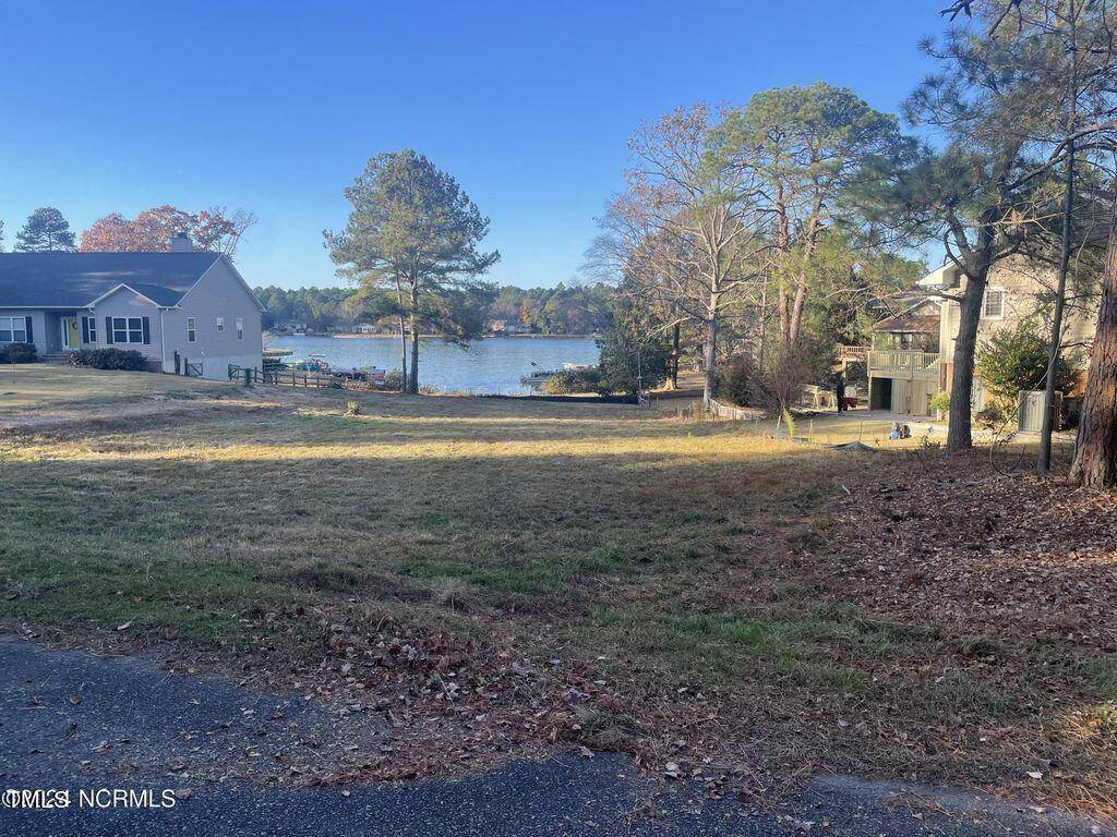 West End, NC 27376,102 Cobblestone Court