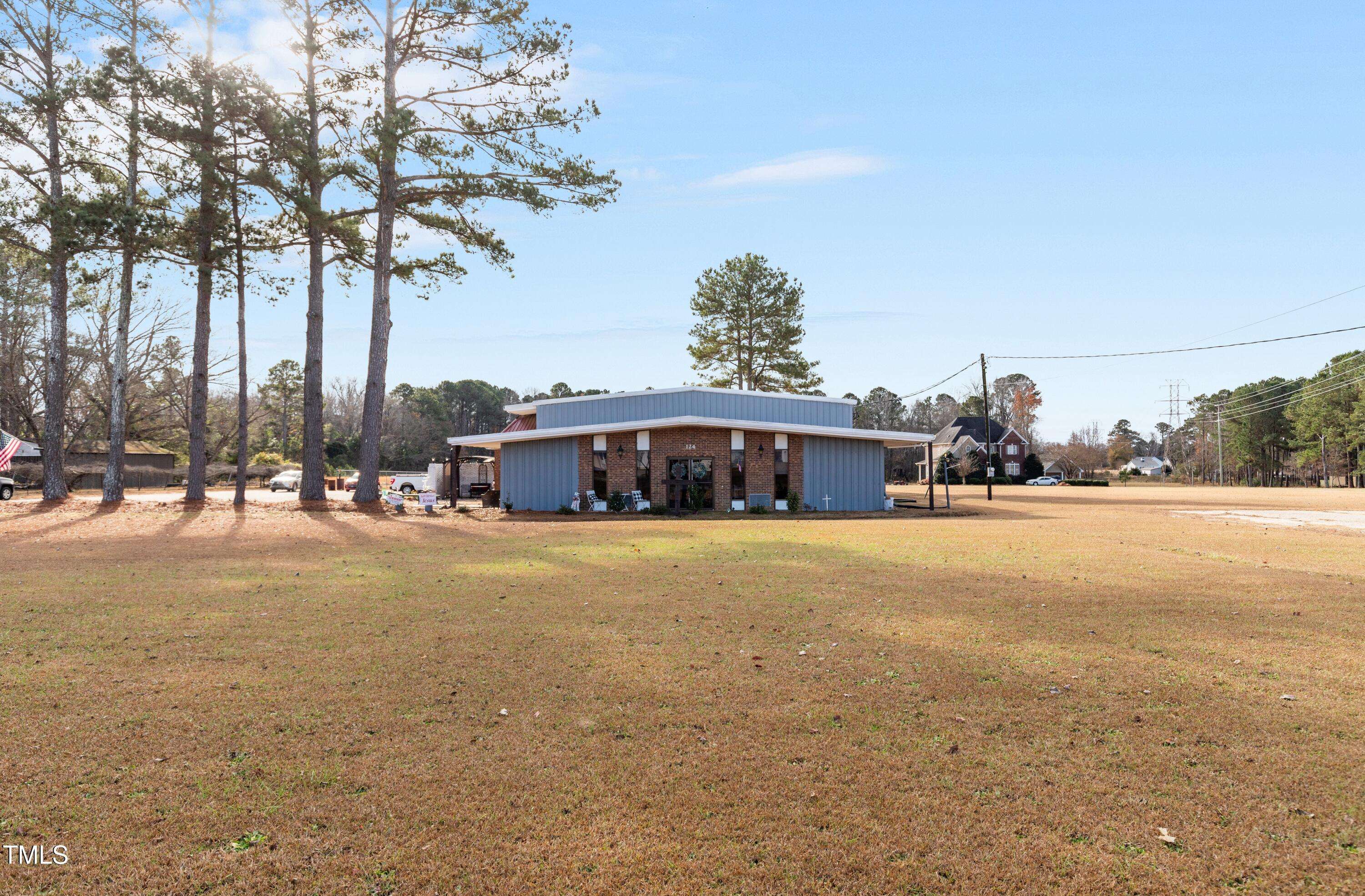 Erwin, NC 28339,124 Don Ron Road