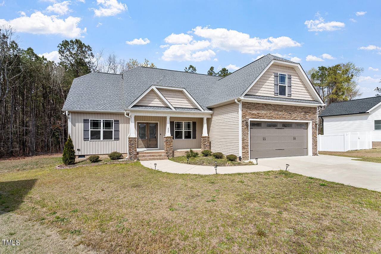 Smithfield, NC 27577,254 Muscadine Way