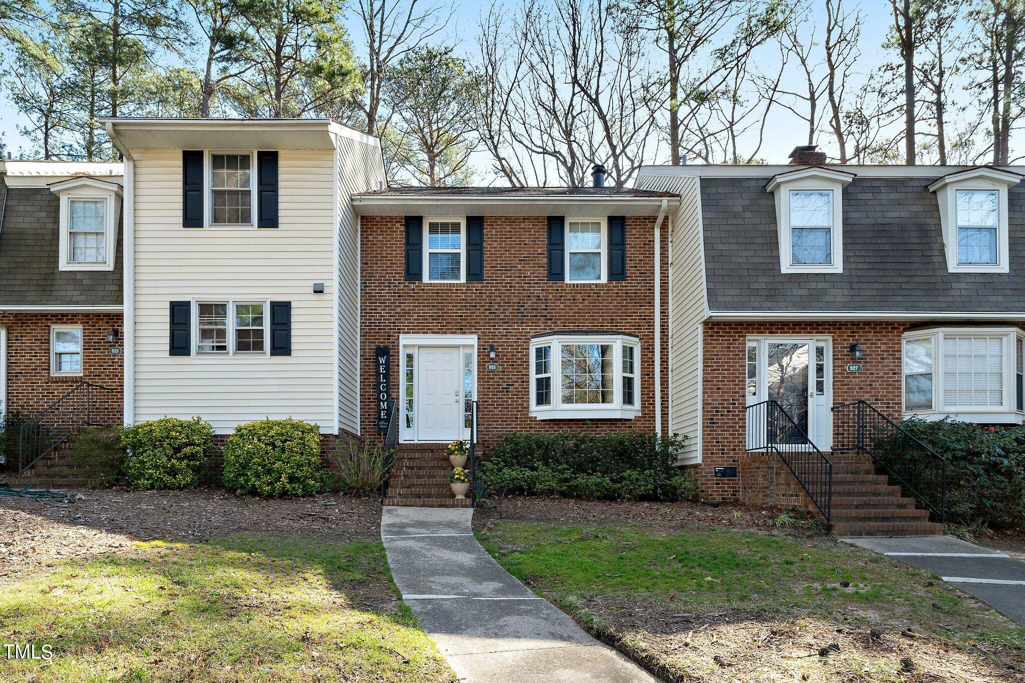 Cary, NC 27511,925 Hampshire Court