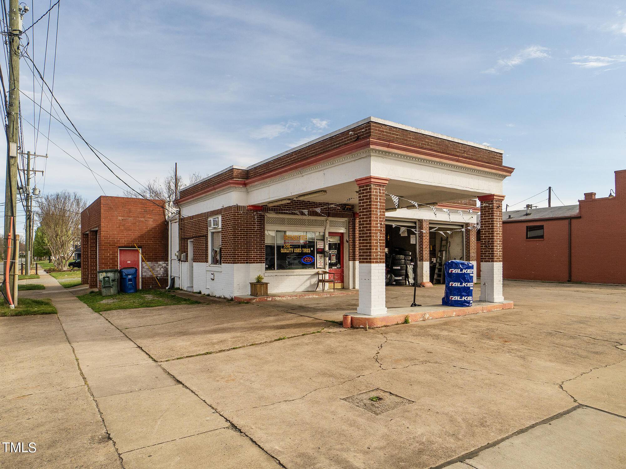 Graham, NC 27253,129 W Harden Street