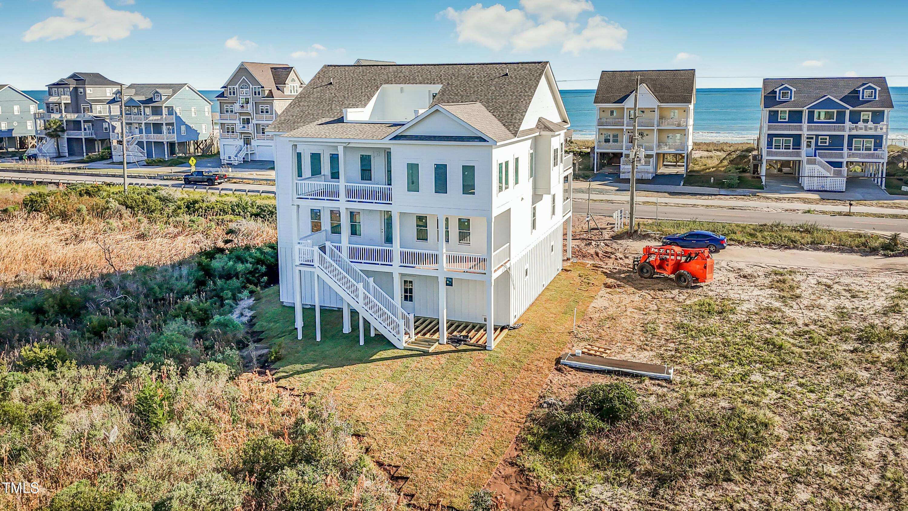 North Topsail Beach, NC 28460,421 New River Inlet Road