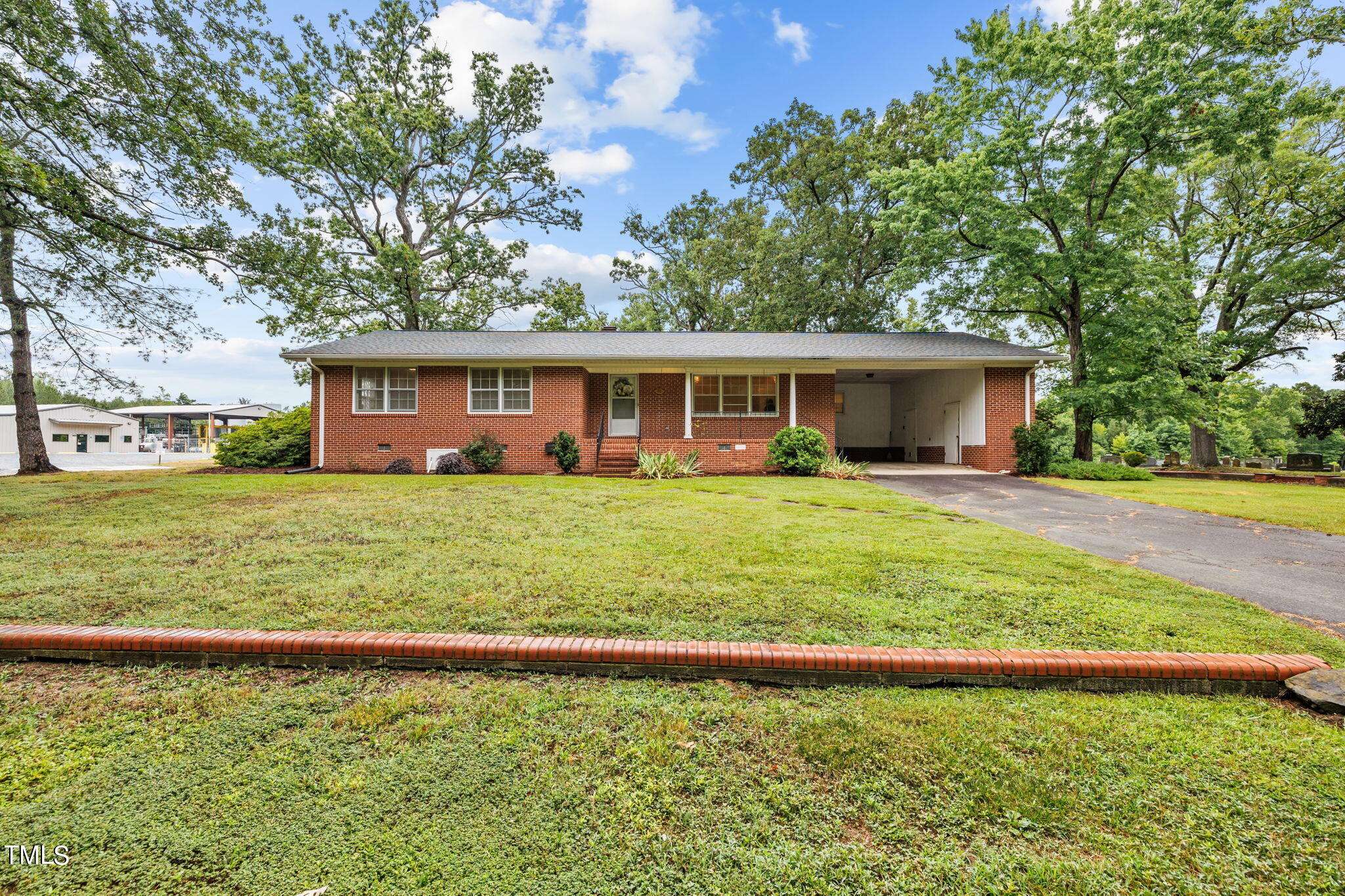 Goldston, NC 27252,60 Lancaster Drive