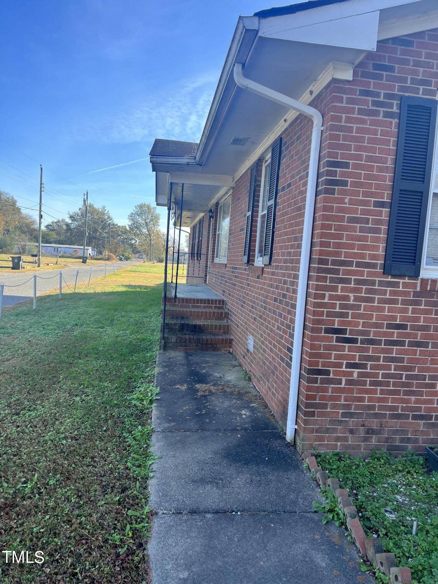 Mount Olive, NC 28365,901 Oliver Street