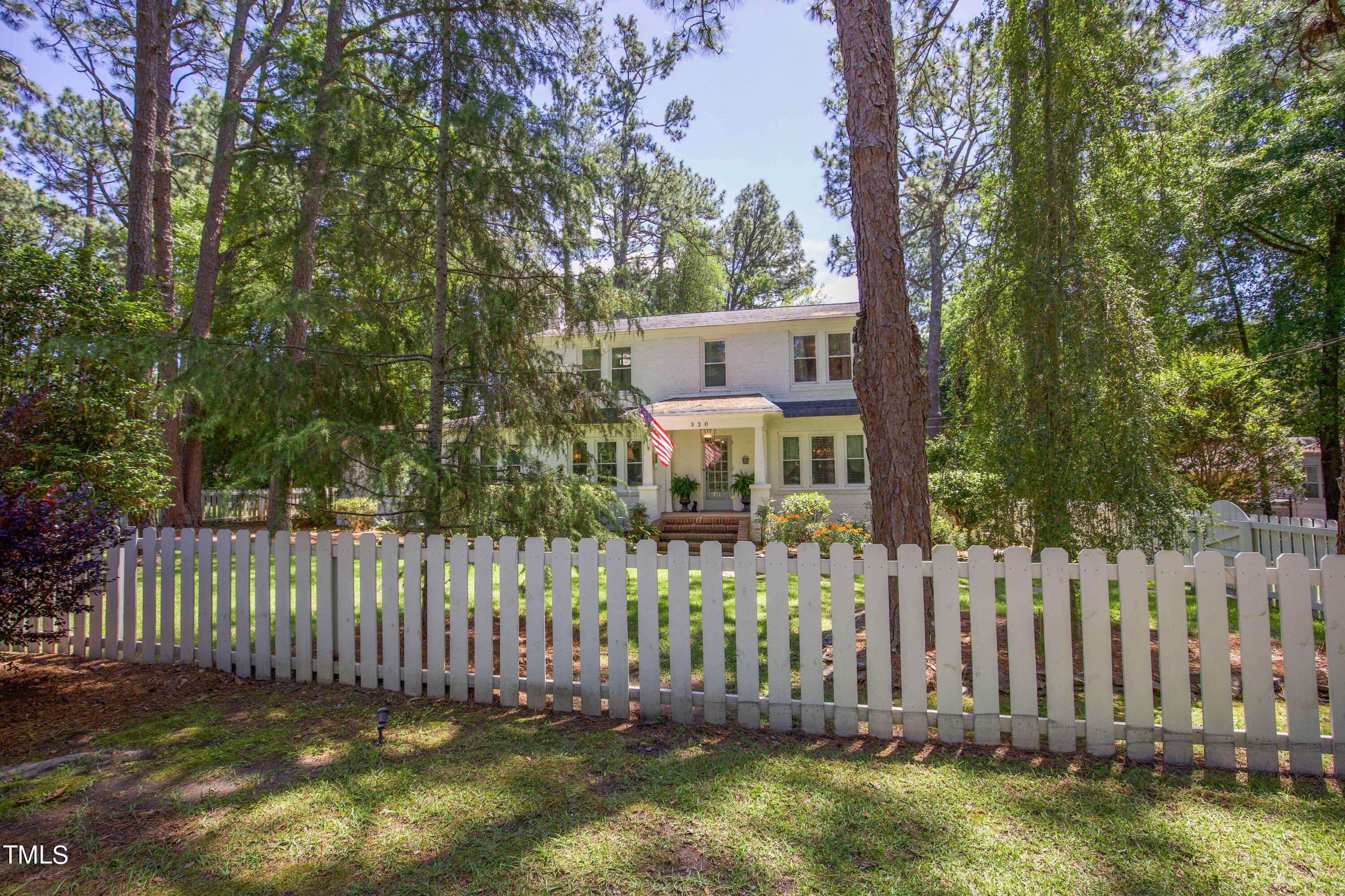 Southern Pines, NC 28387,320 E Morganton Road