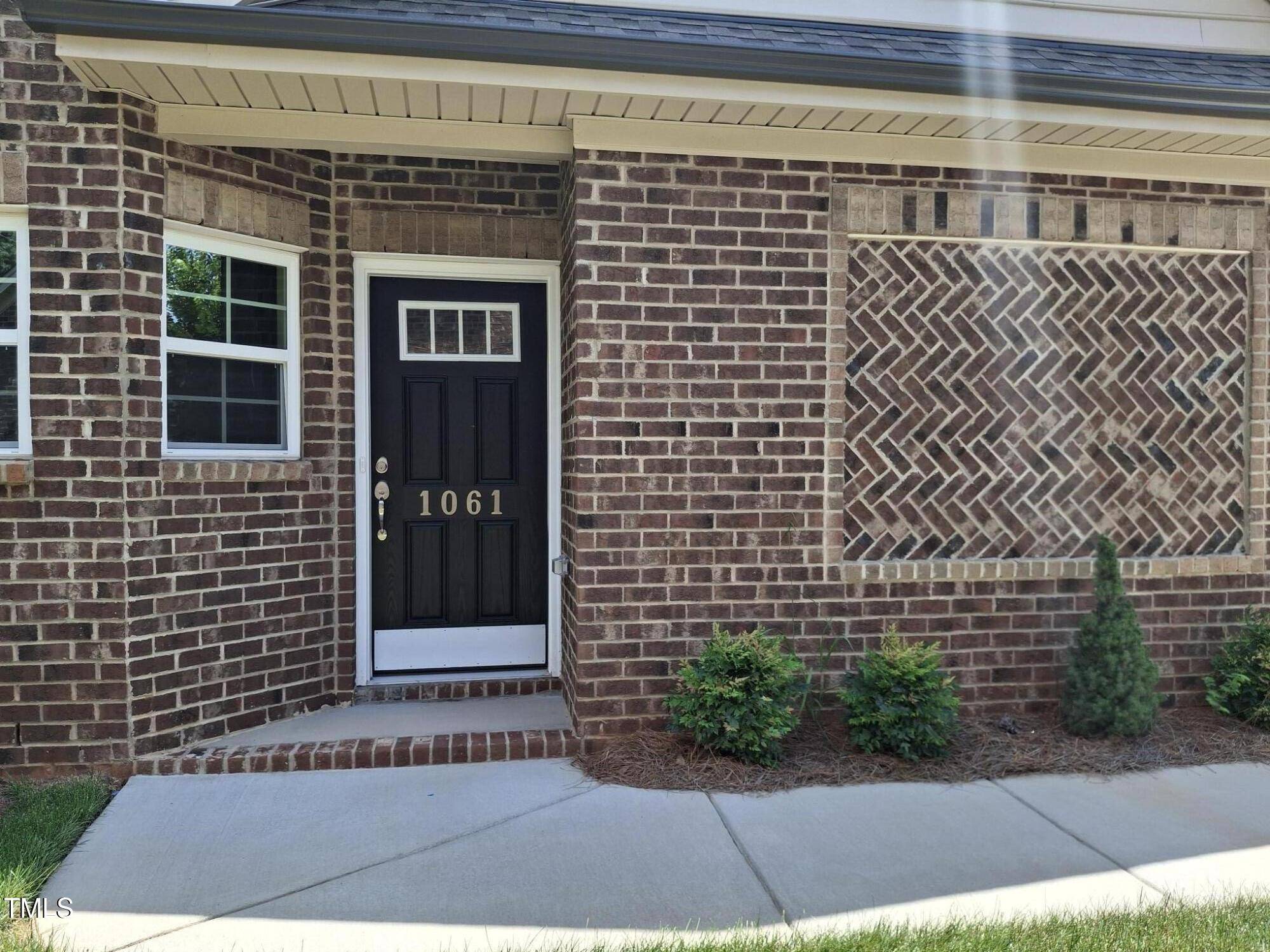 Burlington, NC 27215,1061 Talisker Way #20