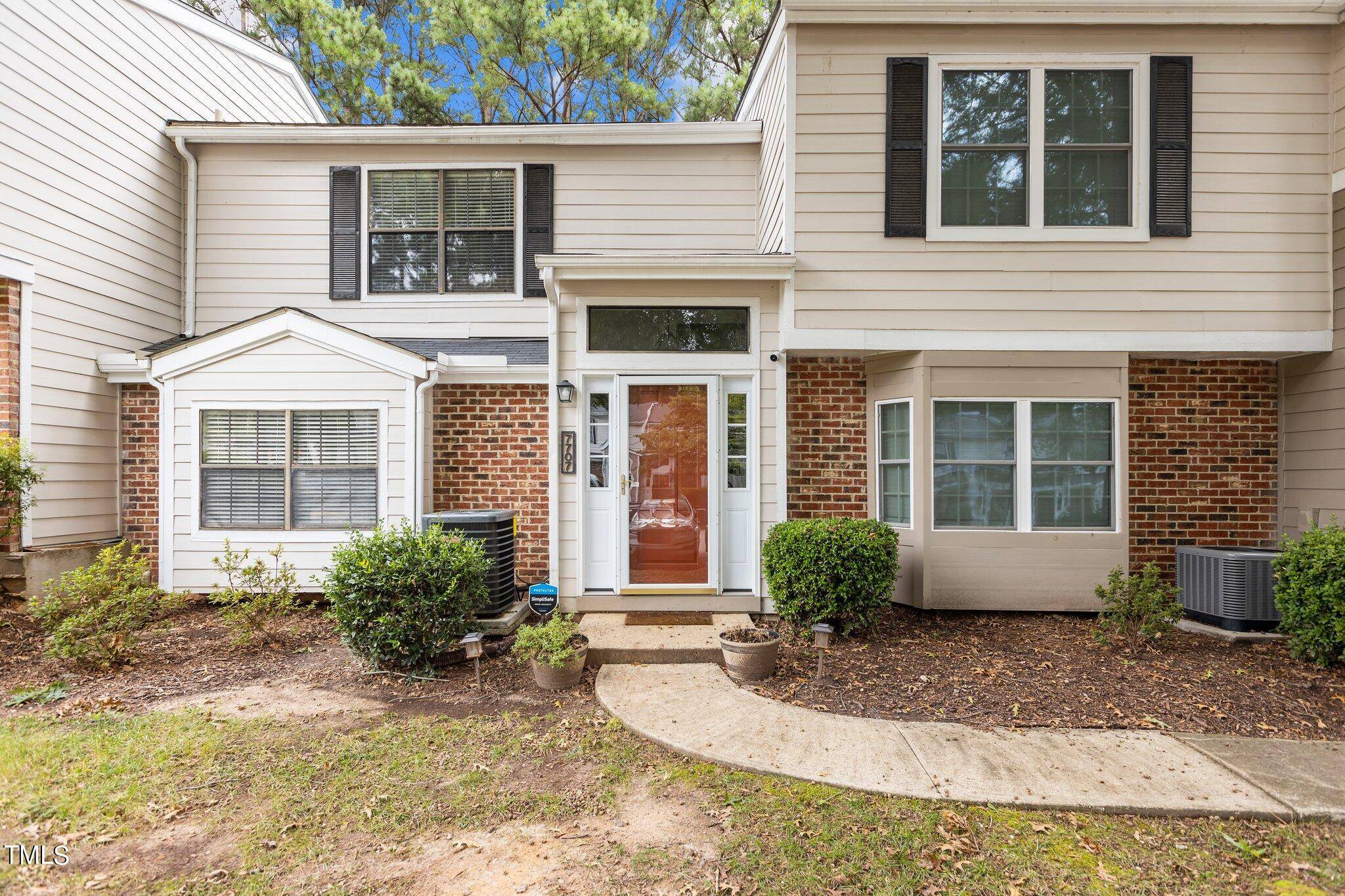 Raleigh, NC 27615,7707 Falcon Rest Circle