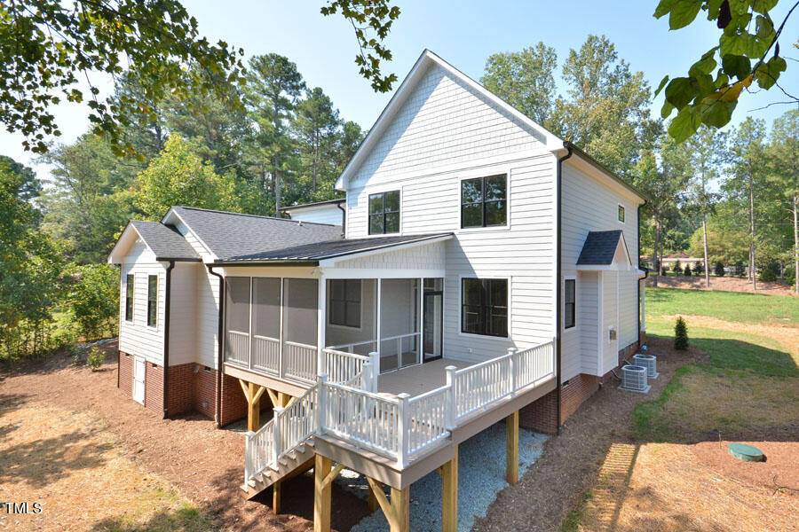 Bahama, NC 27503,7950 Country Knoll Road