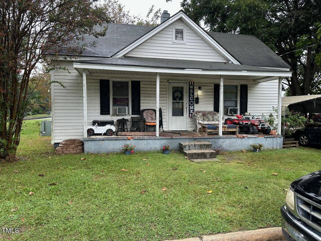 Selma, NC 27576,208 S Ethel Street