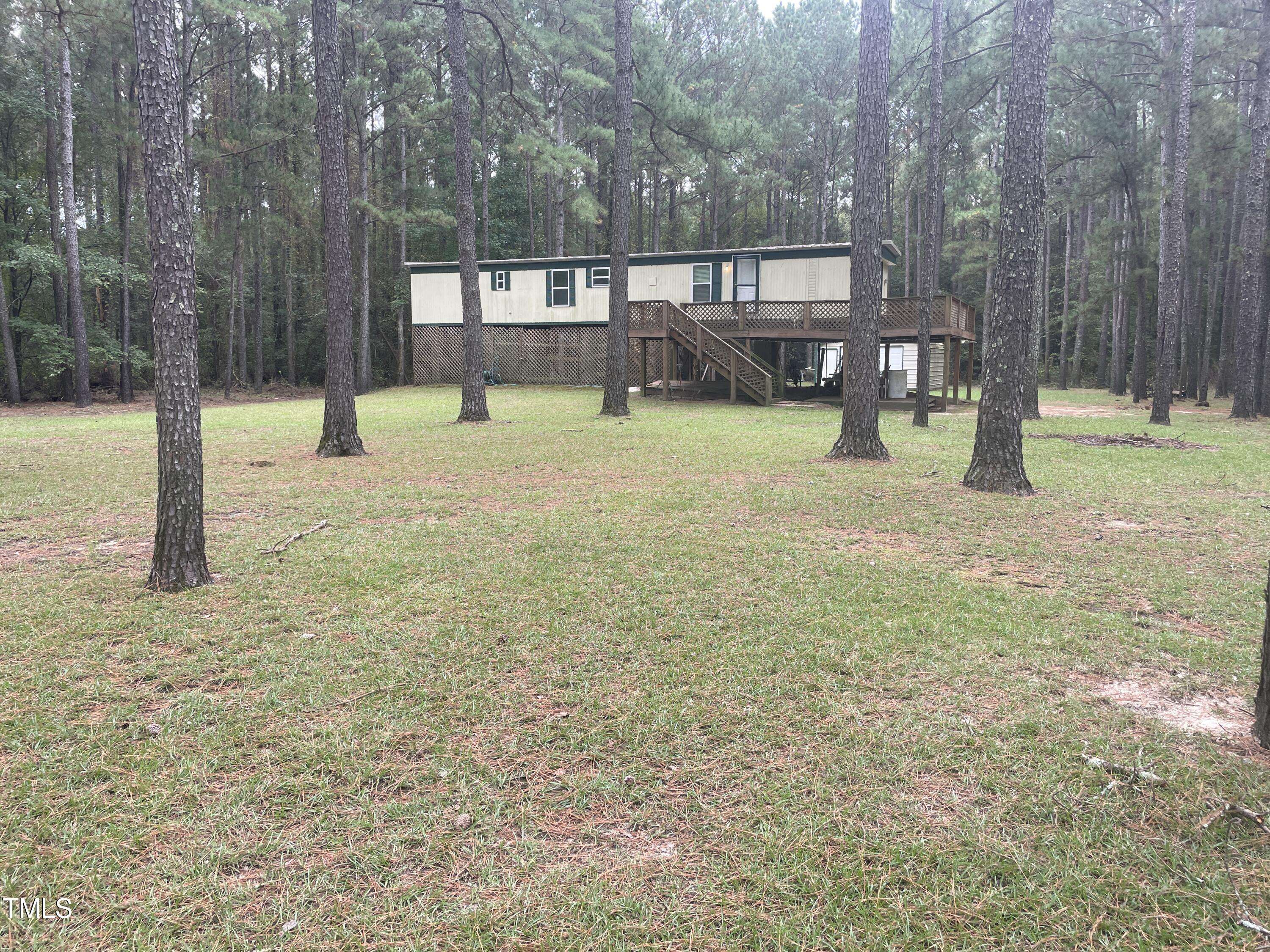 Harrells, NC 28444,907 Black River Lane