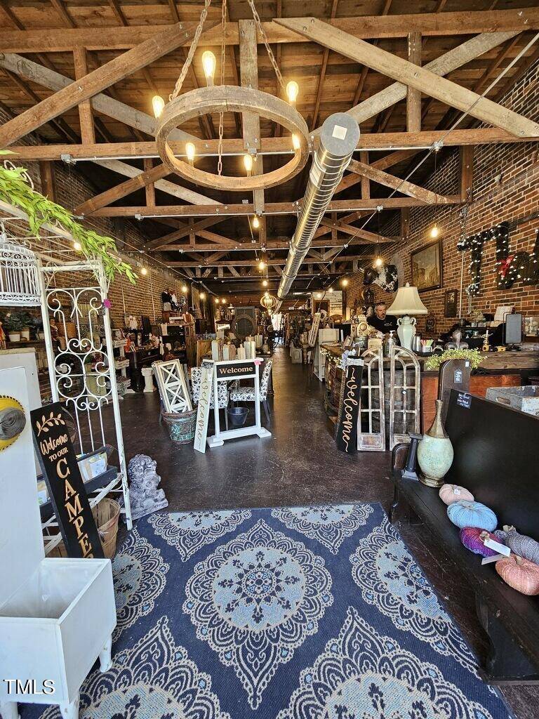 Smithfield, NC 27577,119 S Third Street