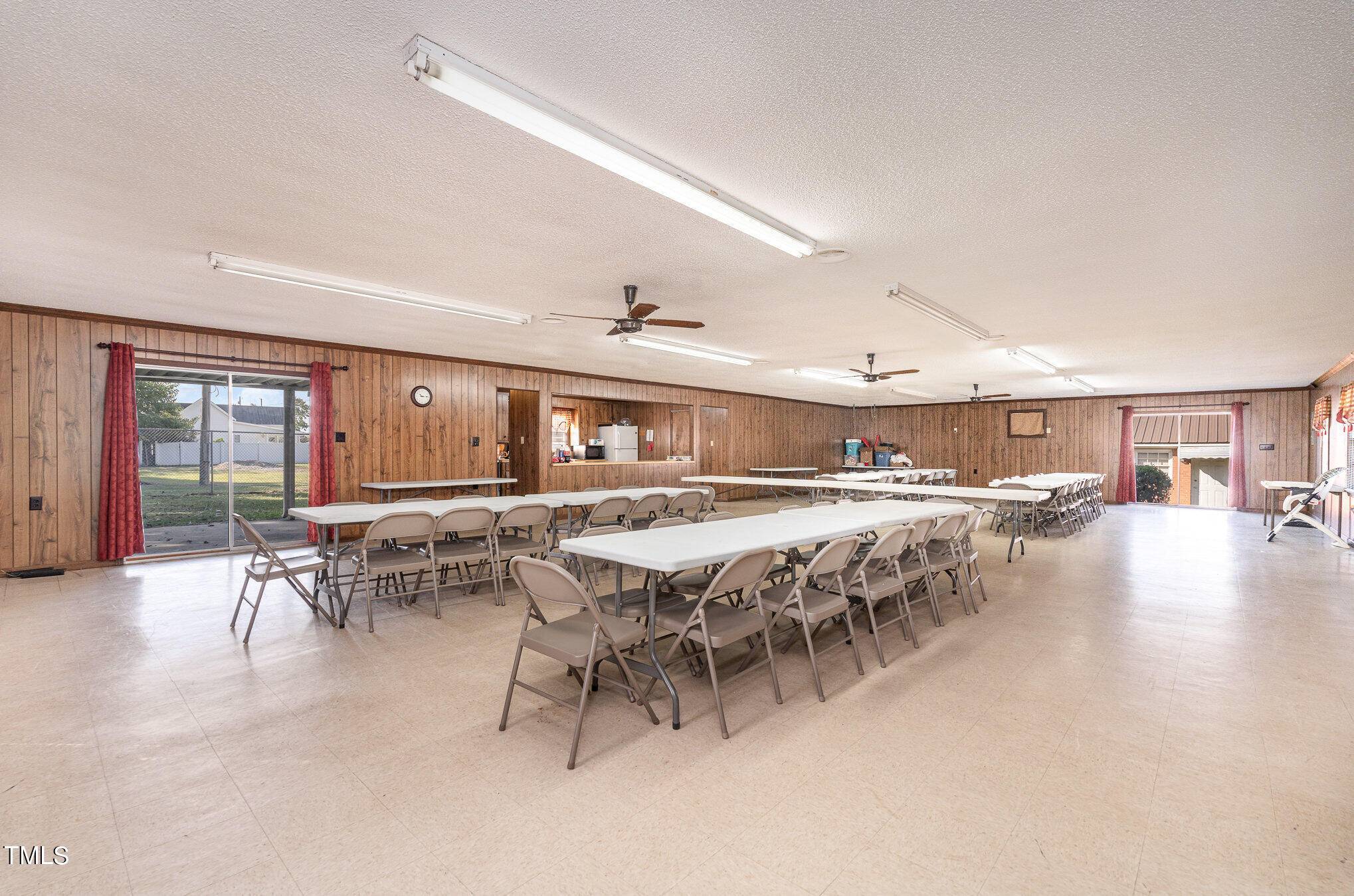 Coats, NC 27521,178 N Railroad Street