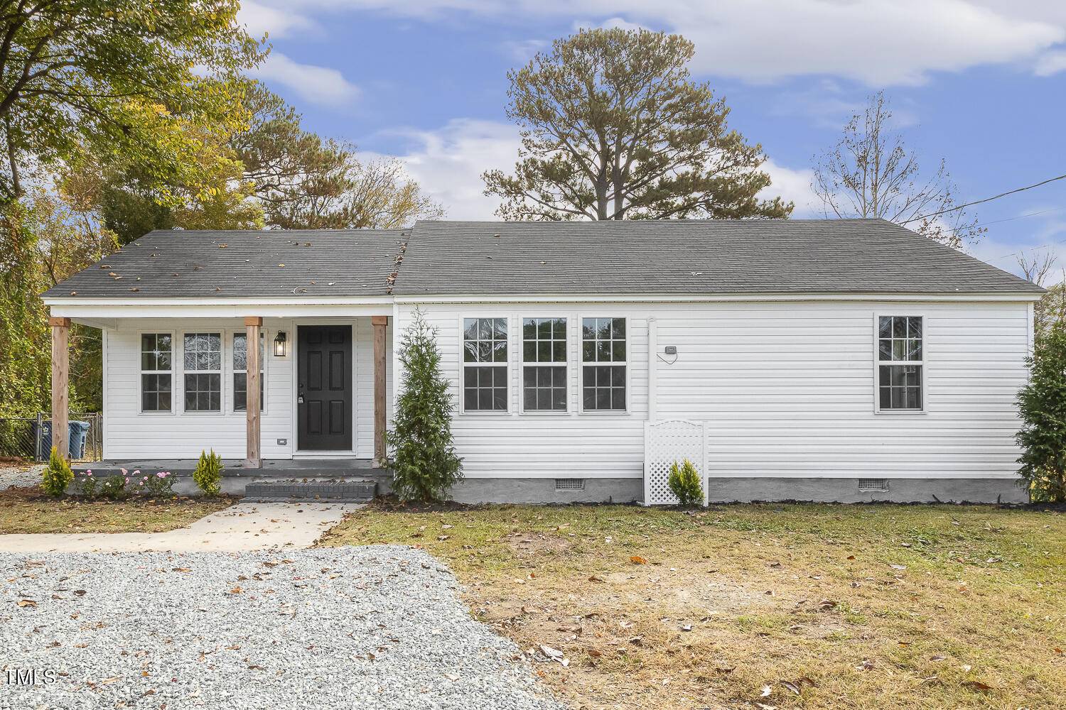 Dunn, NC 28334,903 S Elm Avenue