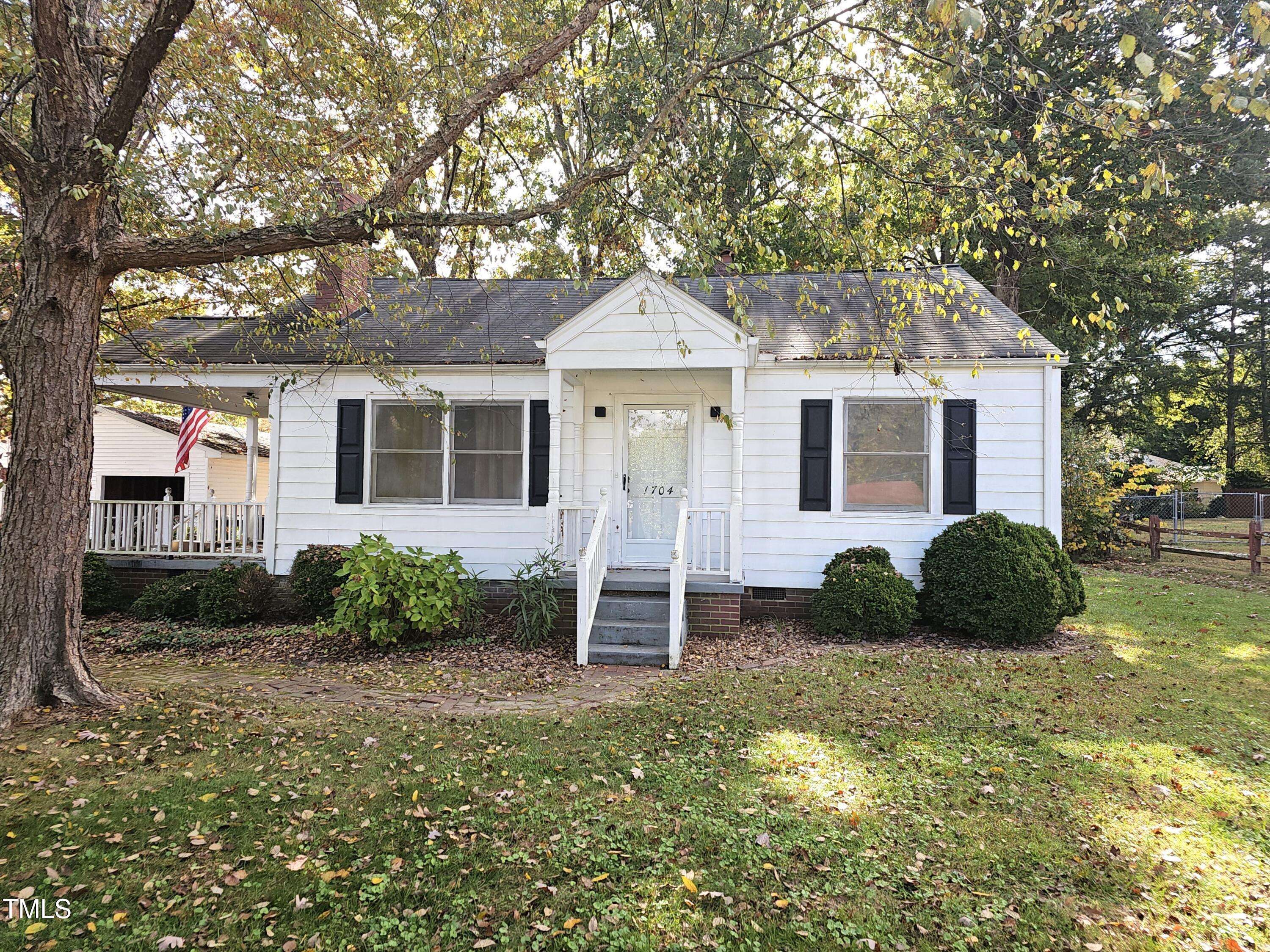 Burlington, NC 27215,1704 Brown Avenue