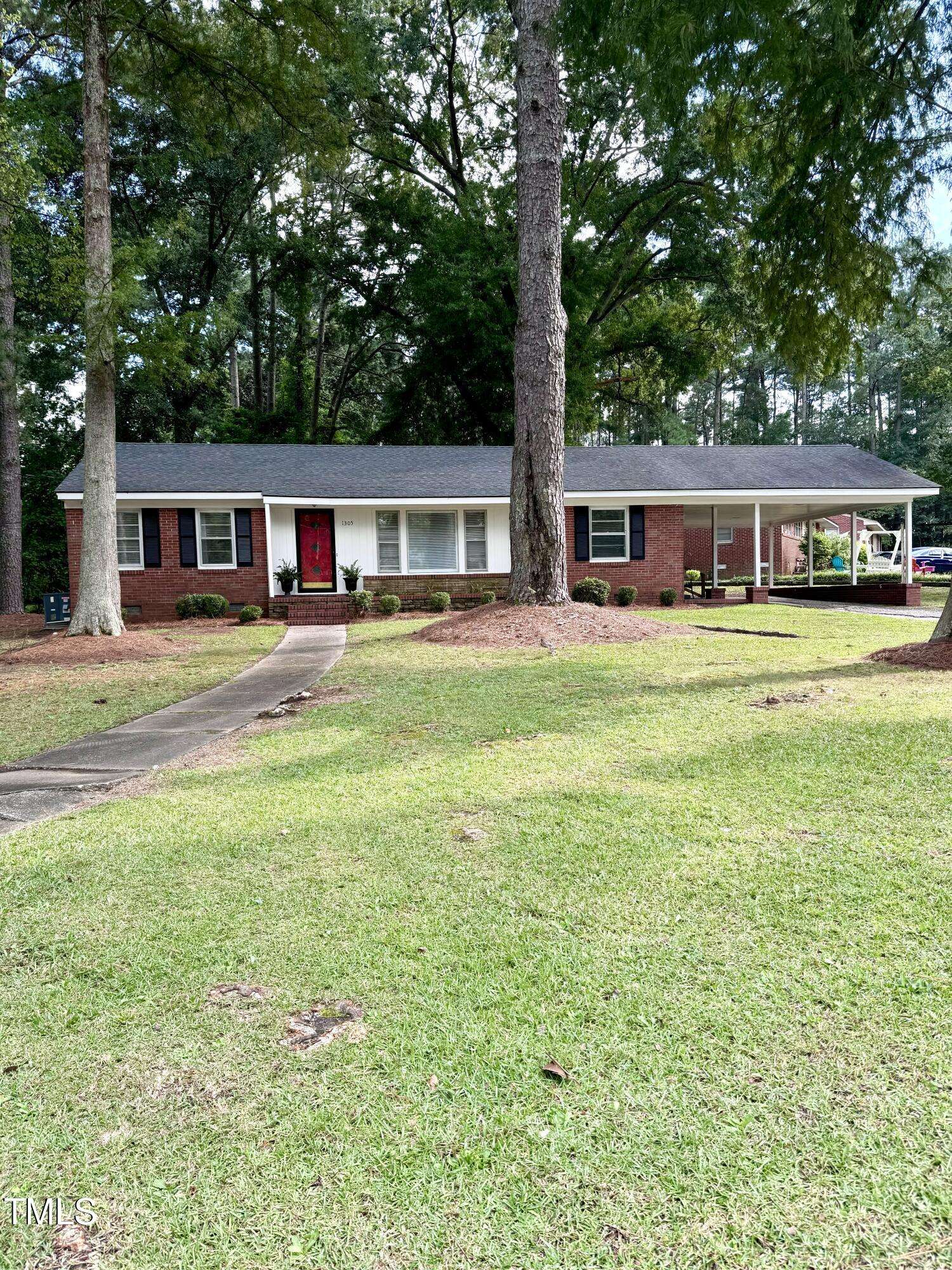 Wilson, NC 27893,1305 Westwood Avenue