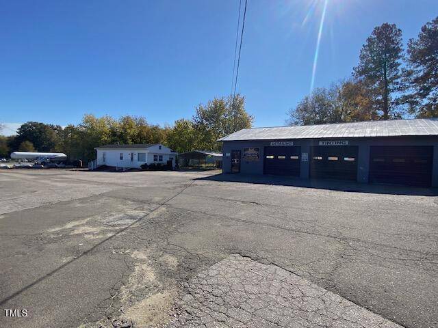Oxford, NC 27565,207 Roxboro Road