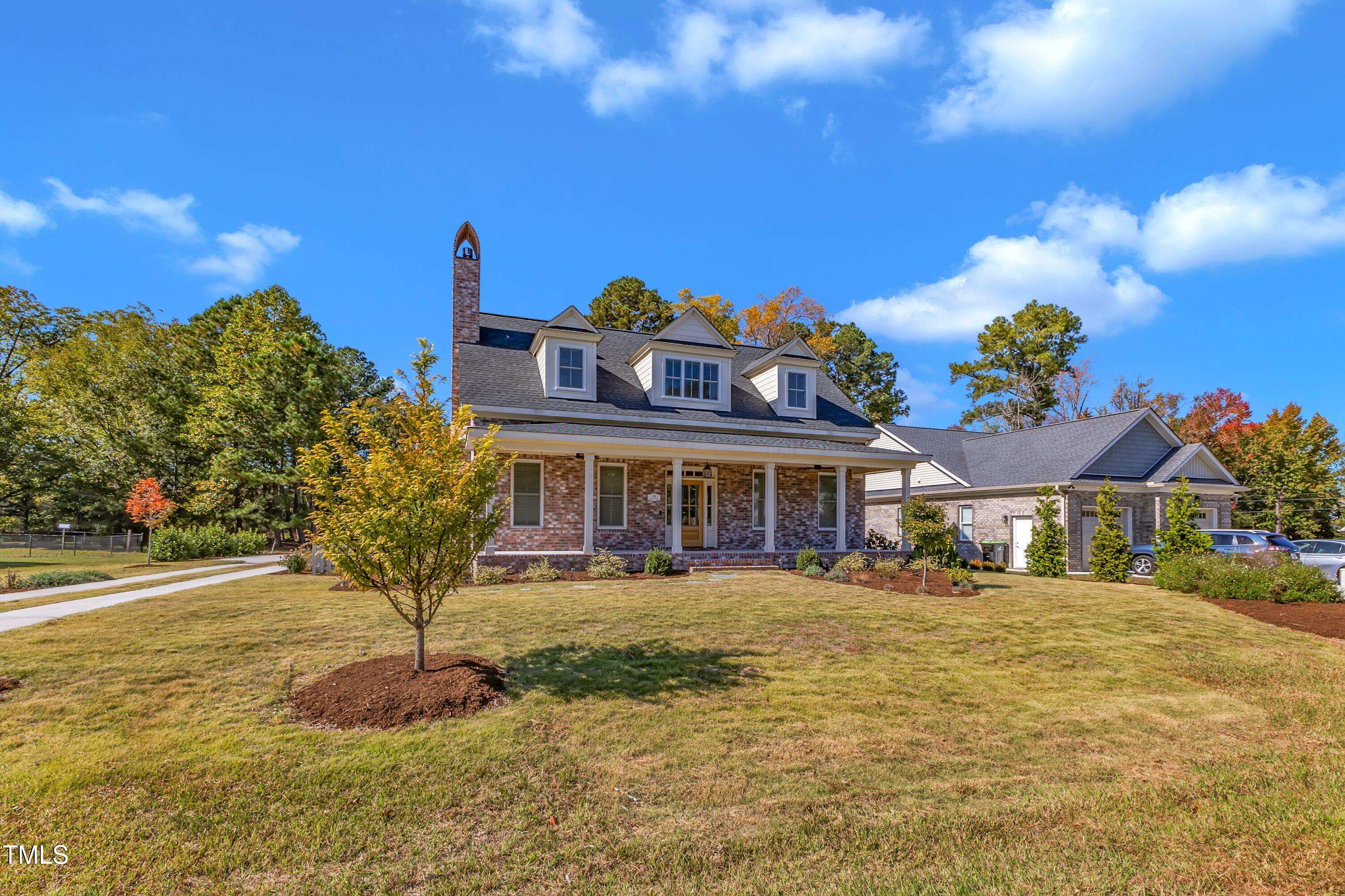 Four Oaks, NC 27524,110 Parker Street